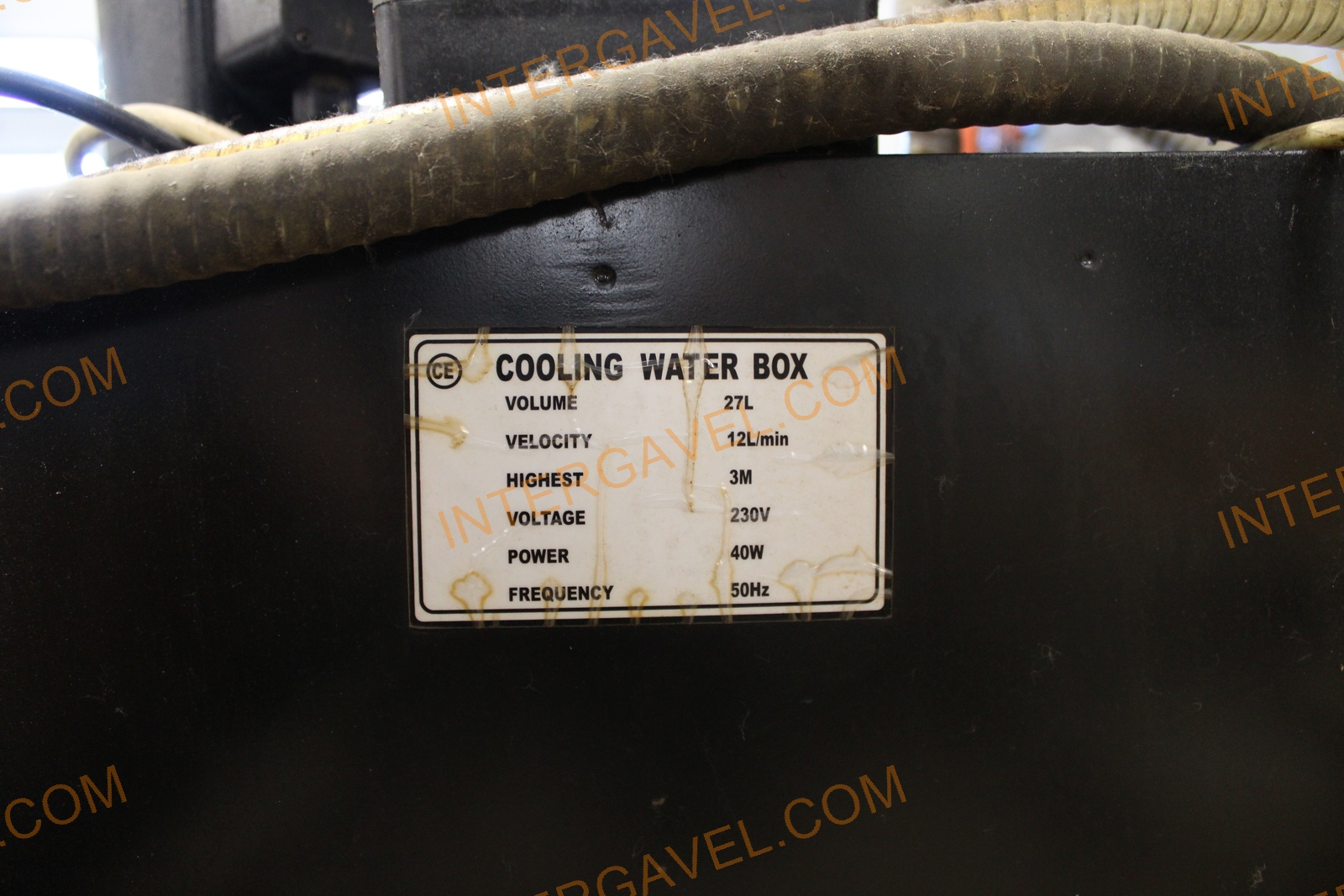 Hűtőfolyadék szivattyú és tartály 2