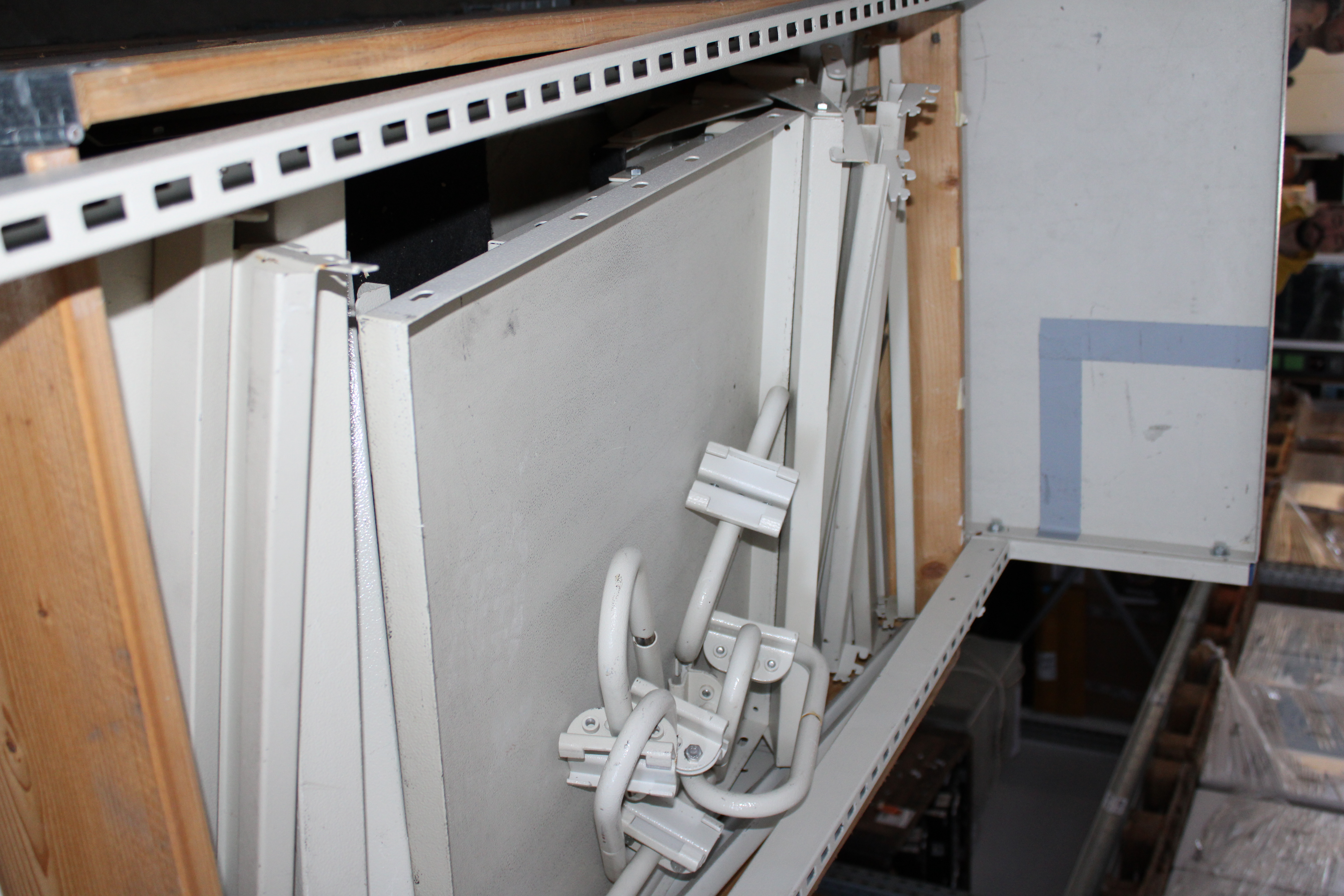 Anyagtároló kocsi alkatrészek 3