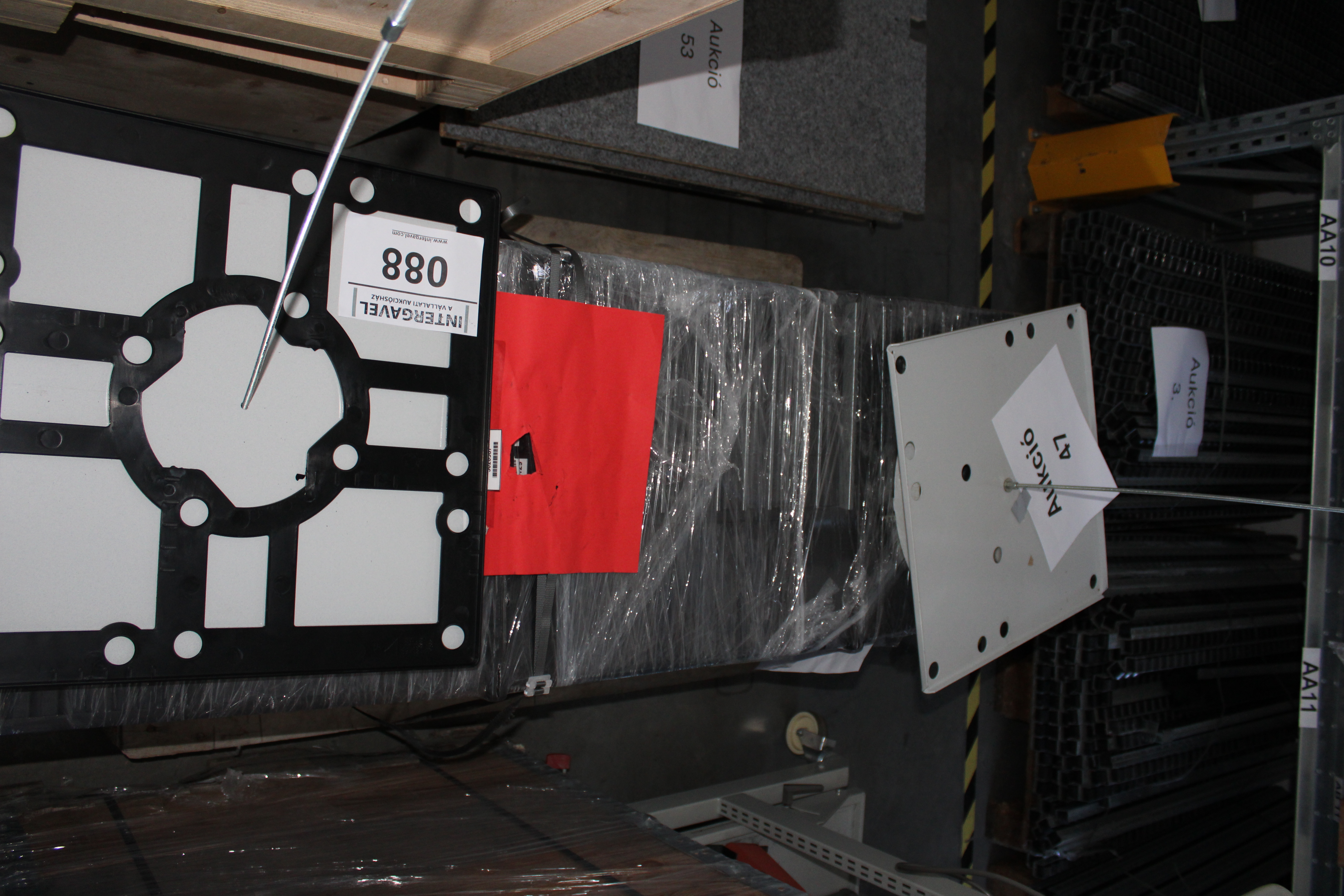 Forgó alkatrész tároló