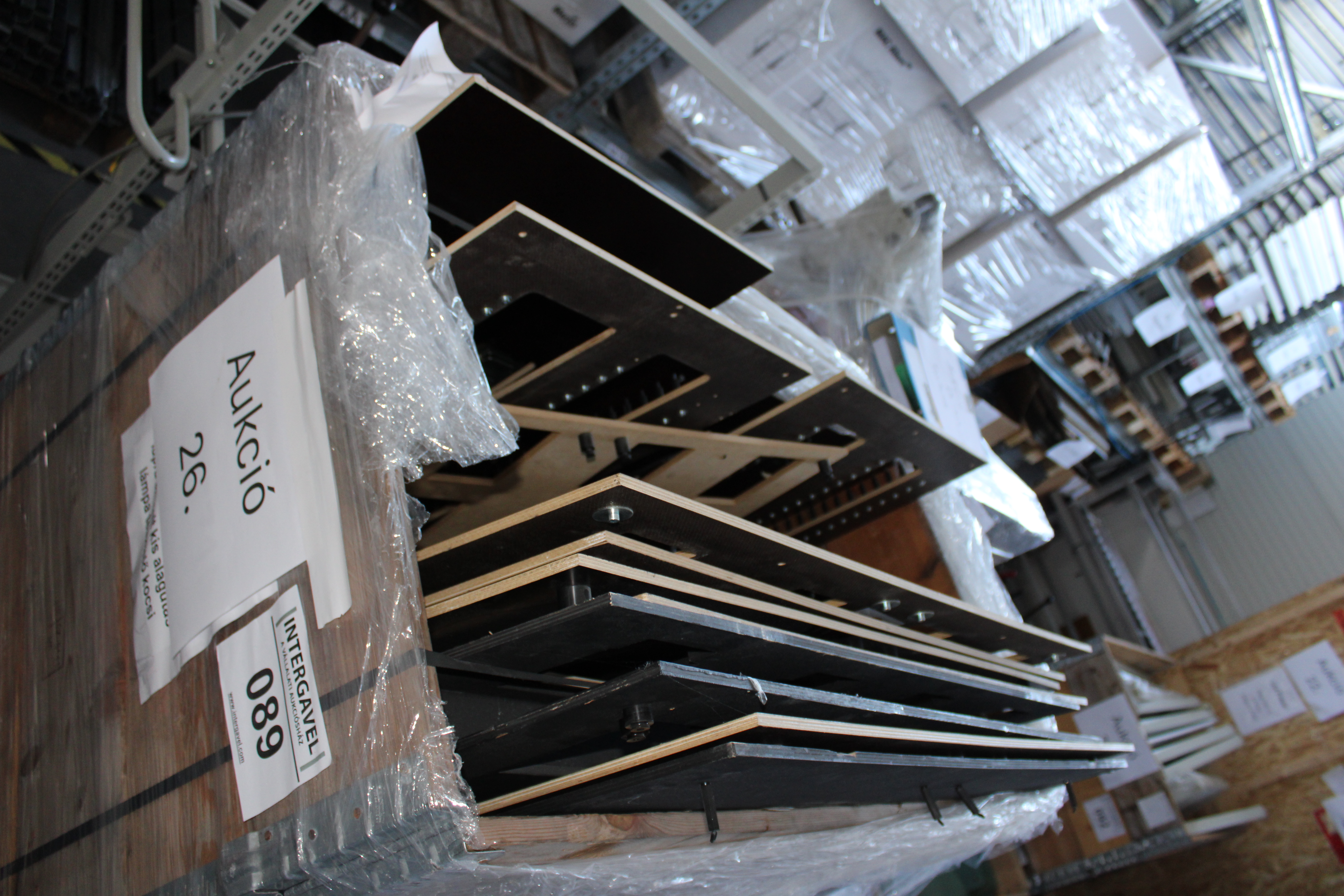 Vegyes méretű rétegelt paletta