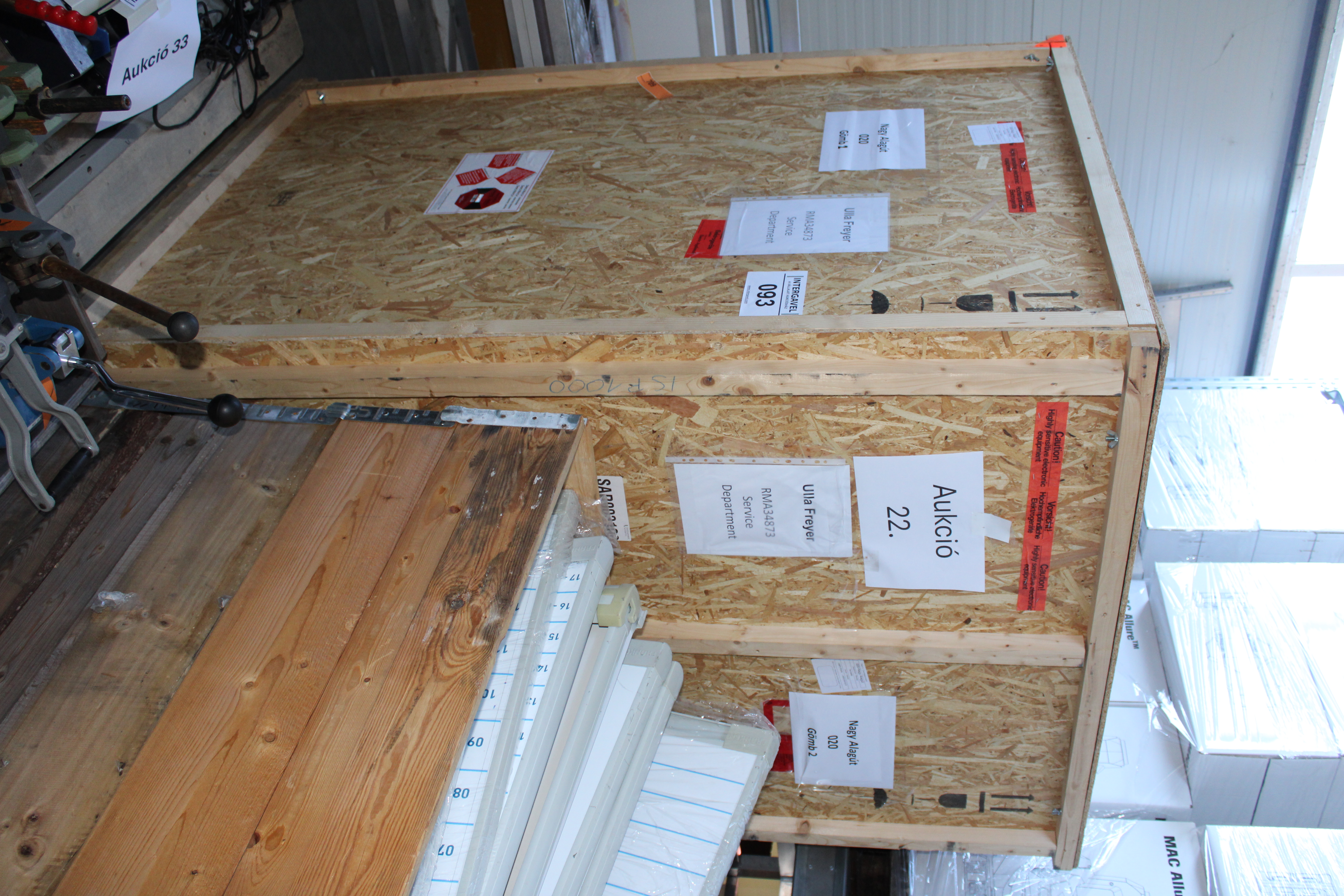 Nagyméretű faláda