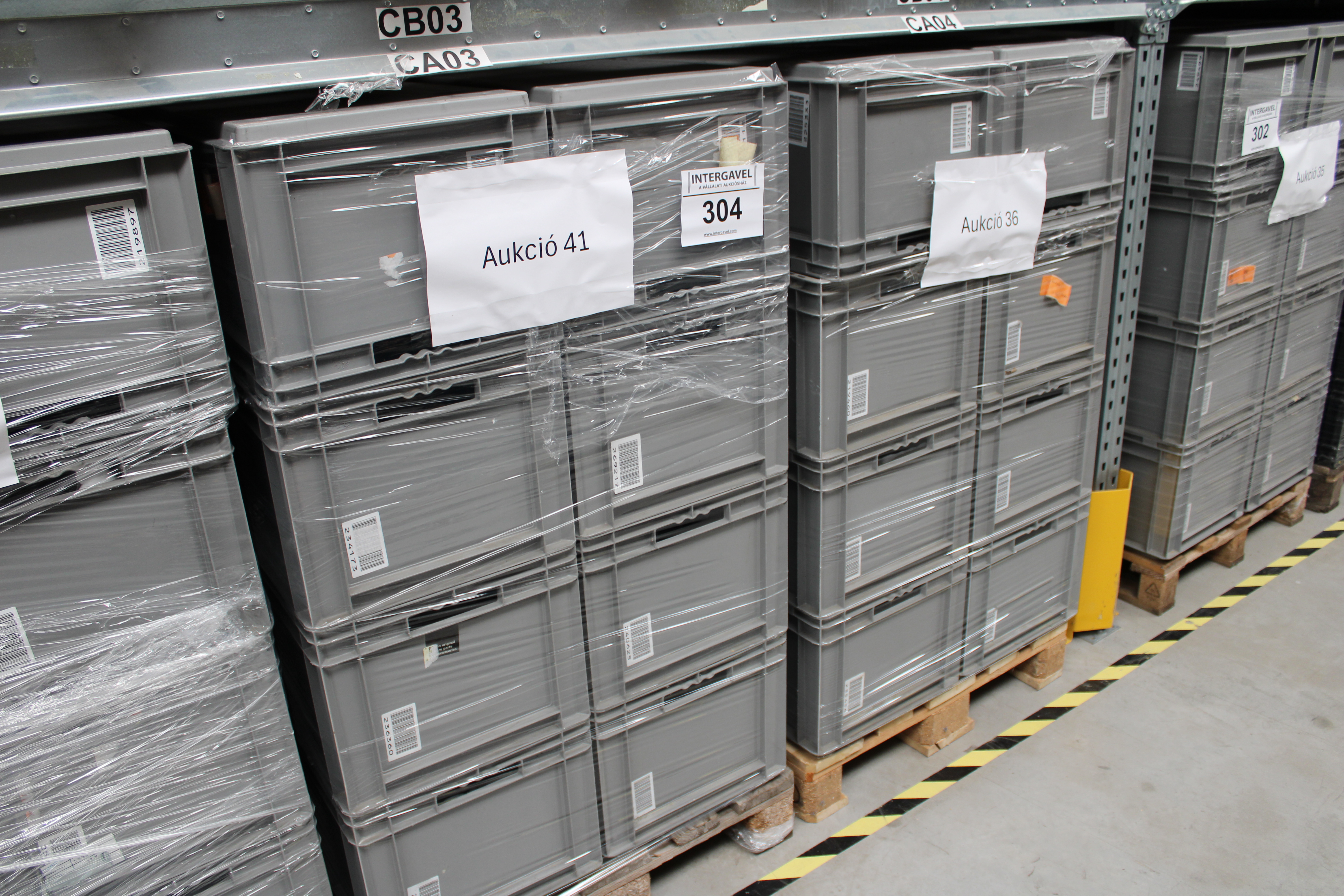 Szürke XXL műanyagláda 2