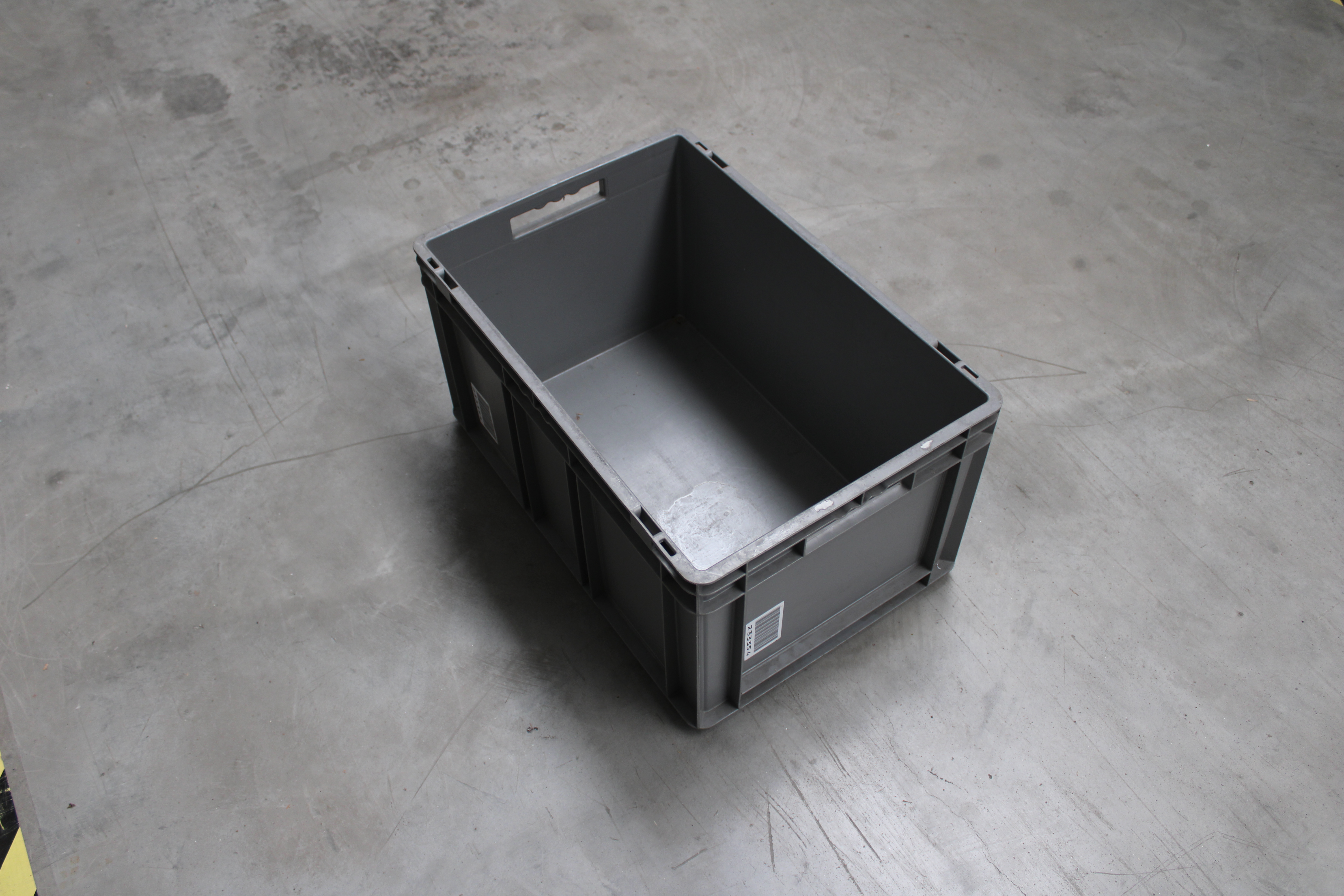 Szürke XXL műanyagláda 3