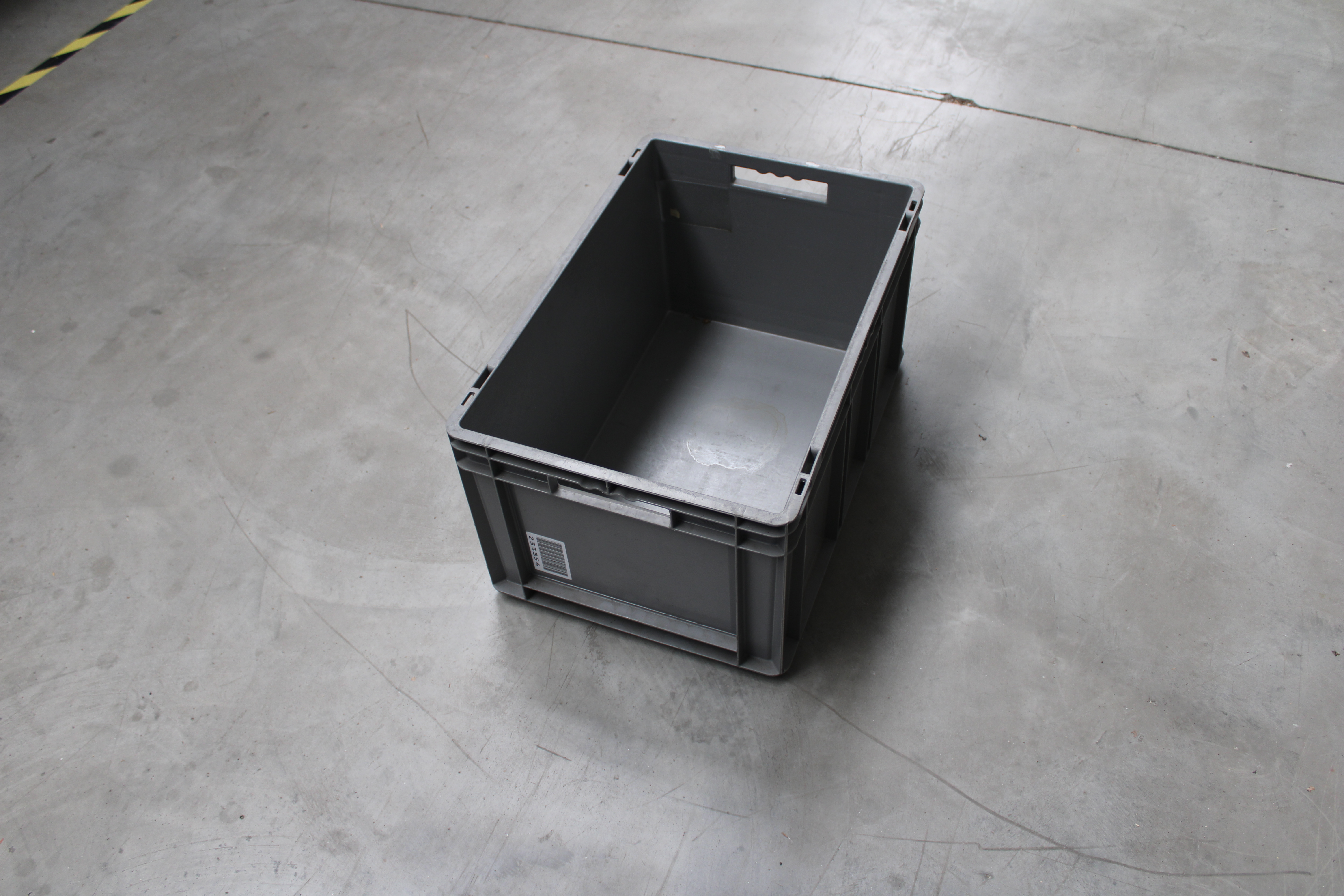 Szürke XXL műanyagláda 4