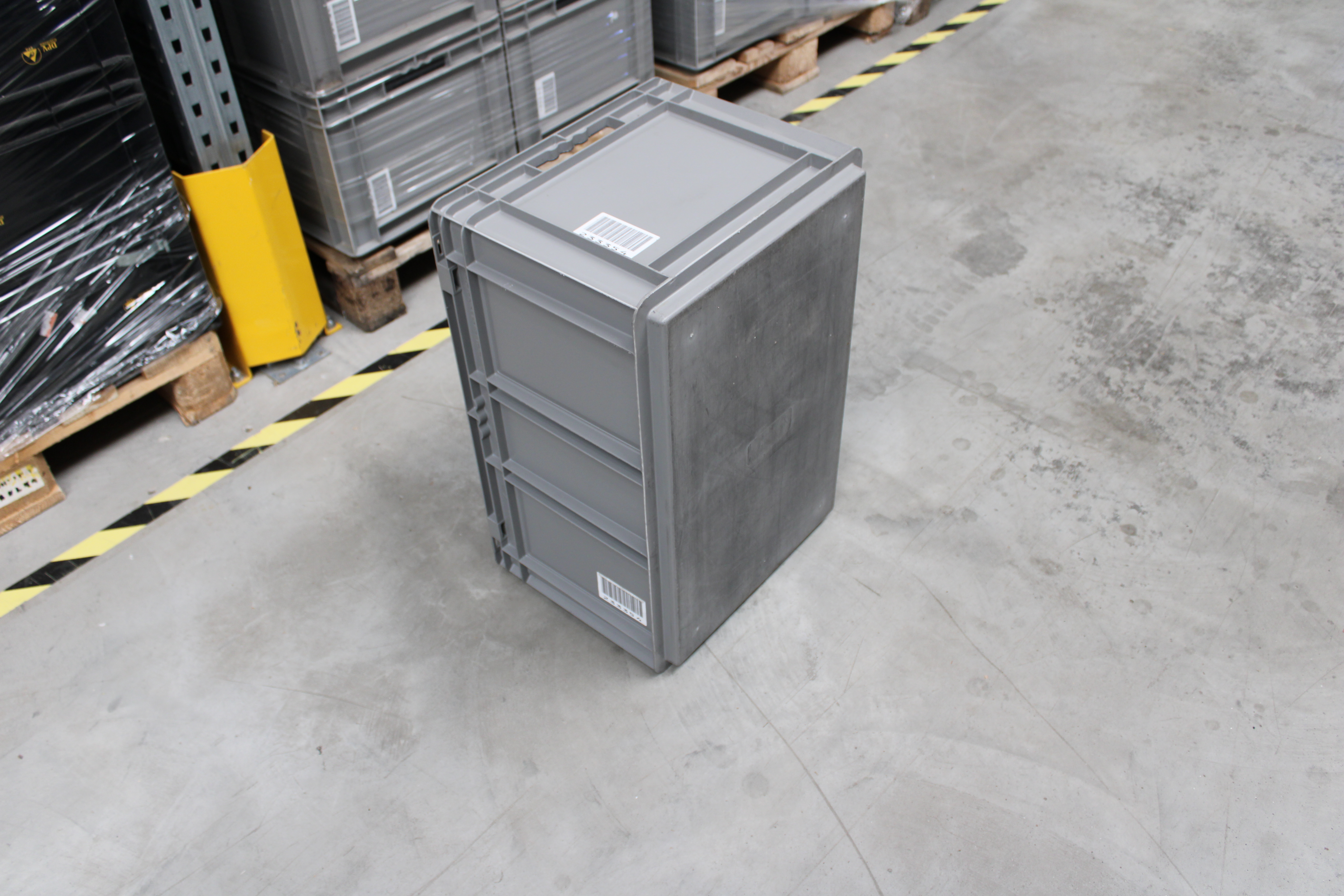 Szürke XXL műanyagláda 5