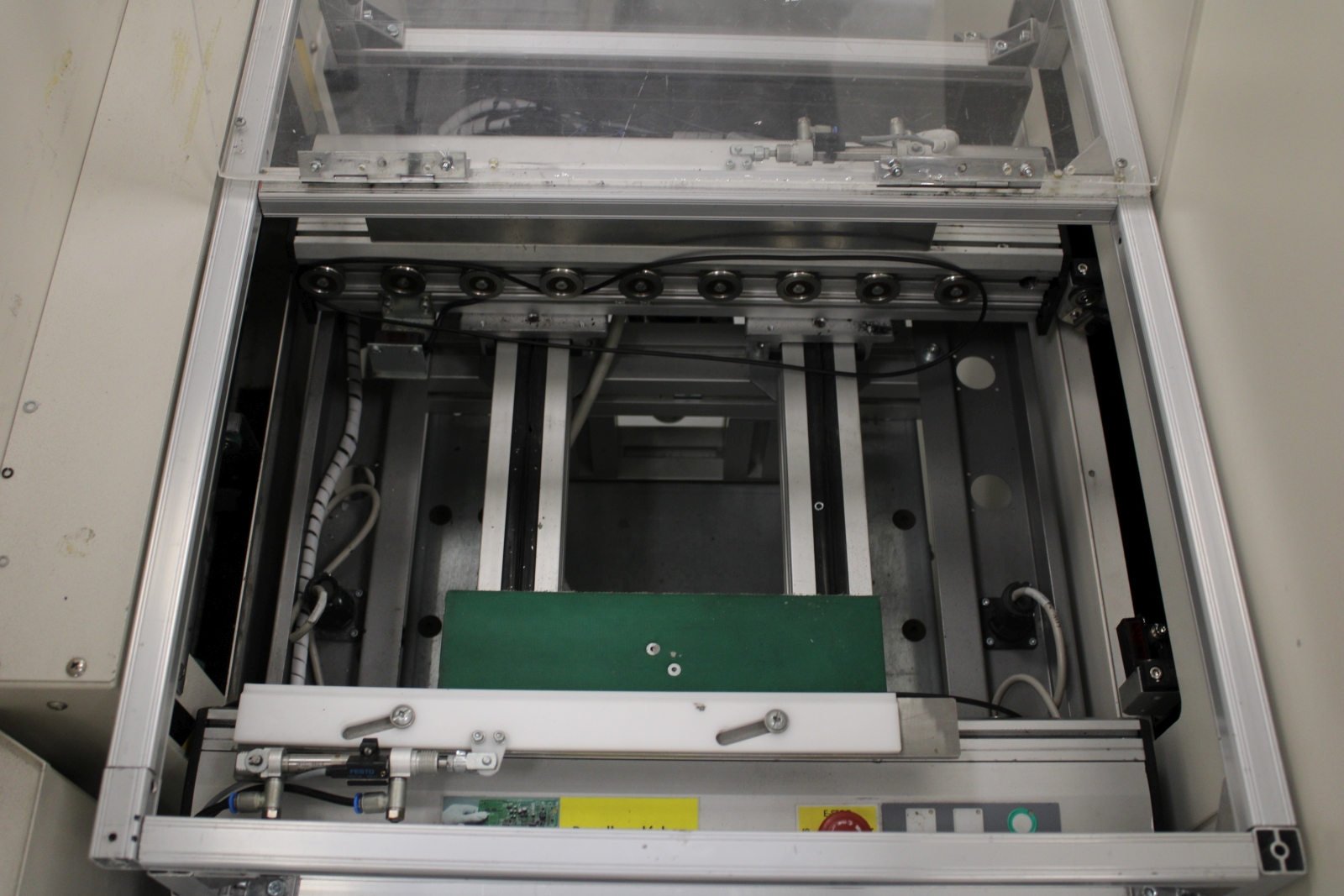 Konvejor (recheck) 3