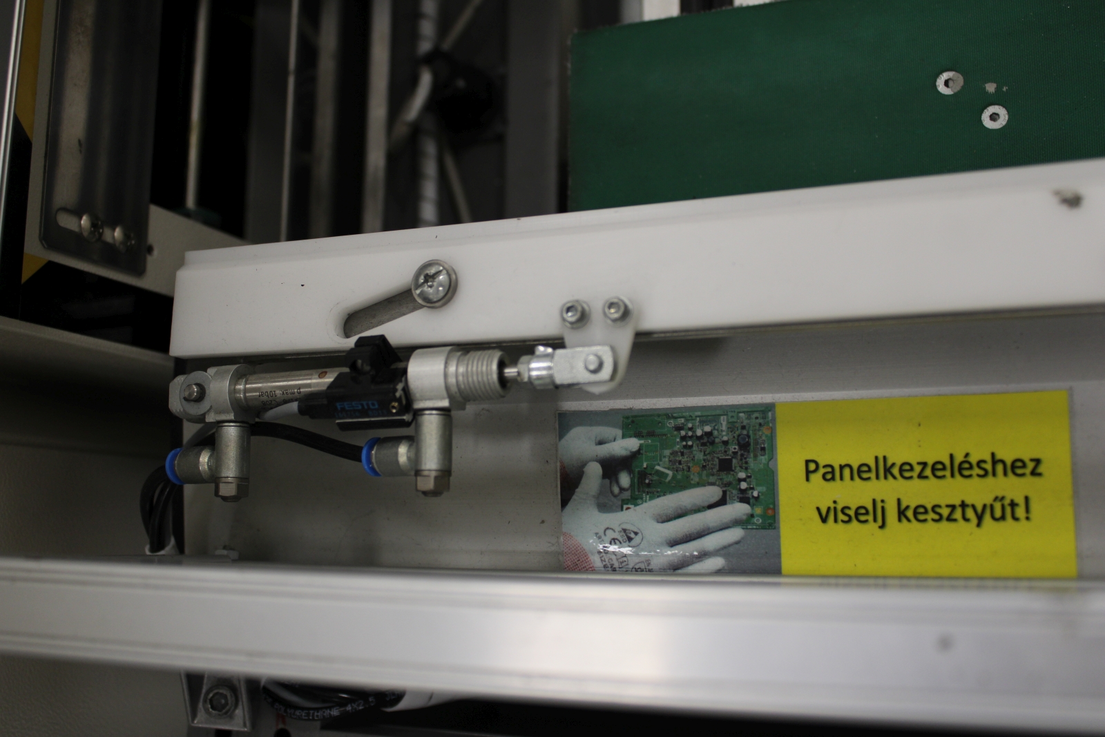 Konvejor (recheck) 4