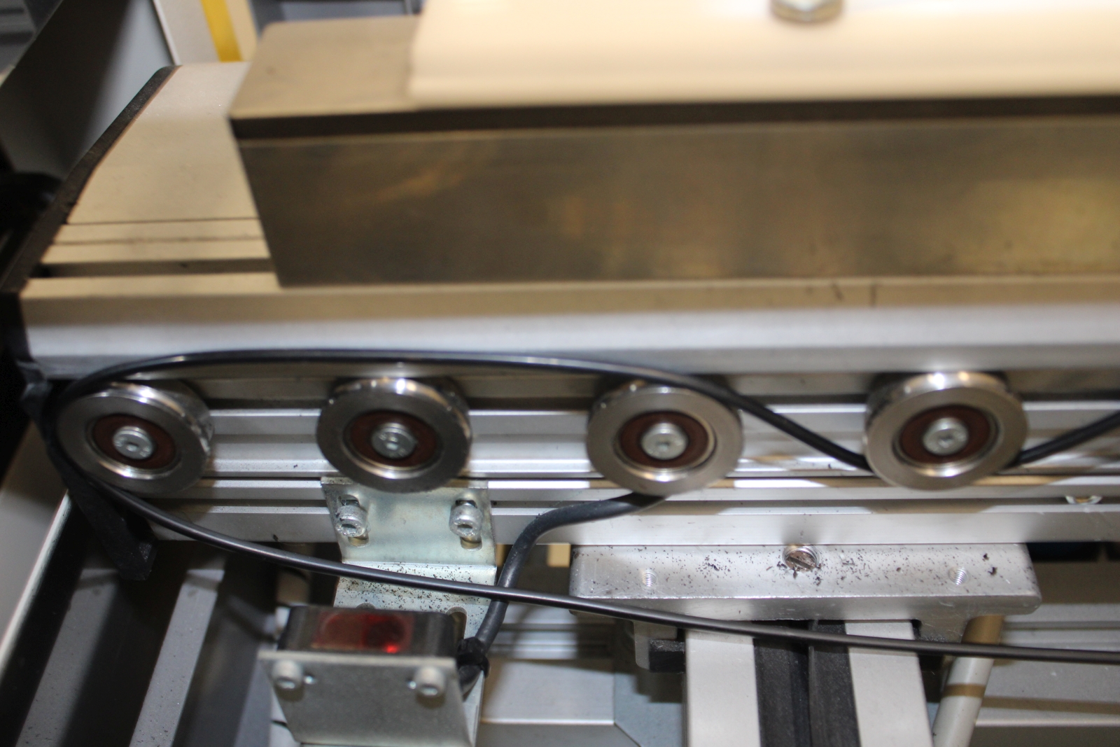 Konvejor (recheck) 5