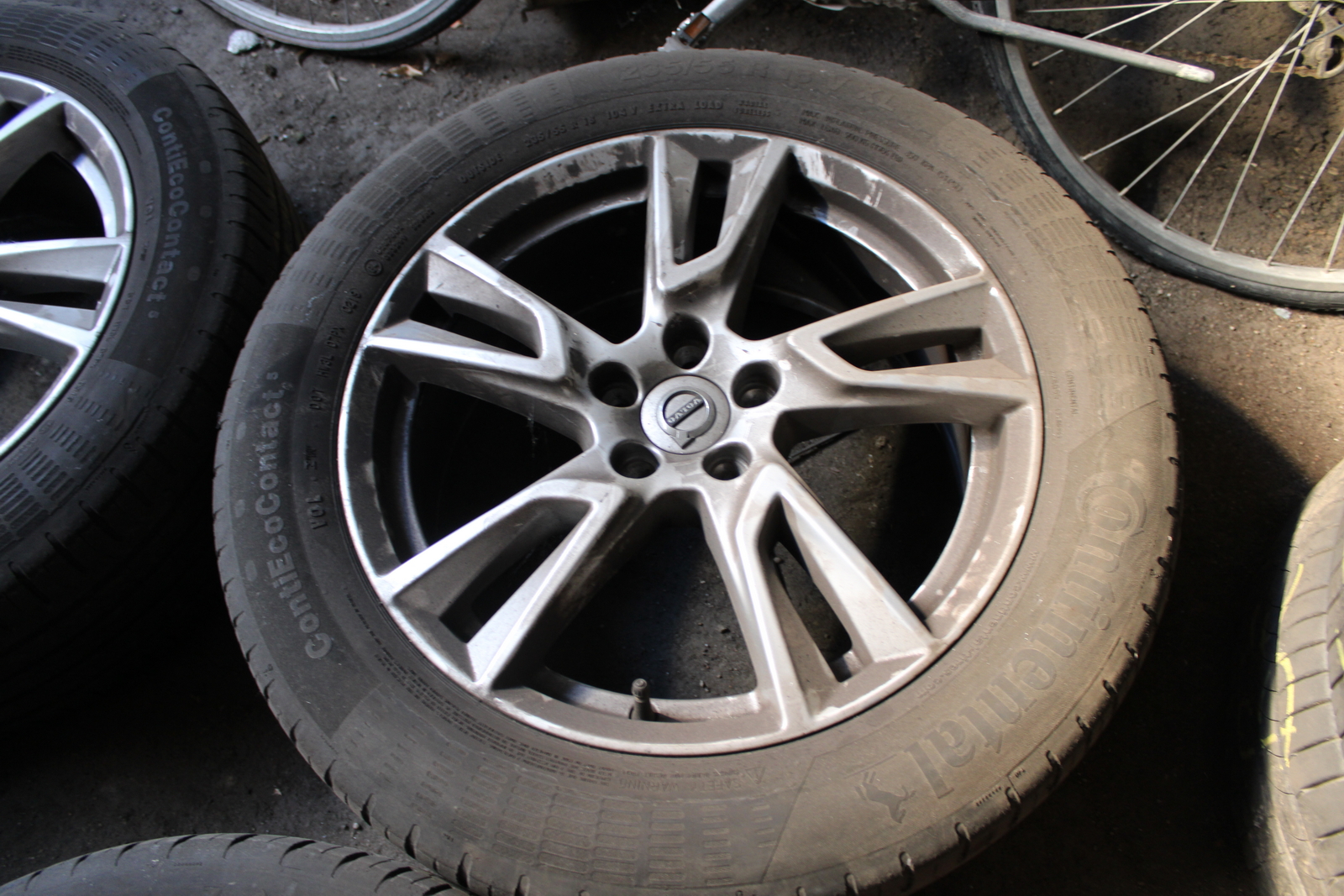 Alufelni és autógumi 4