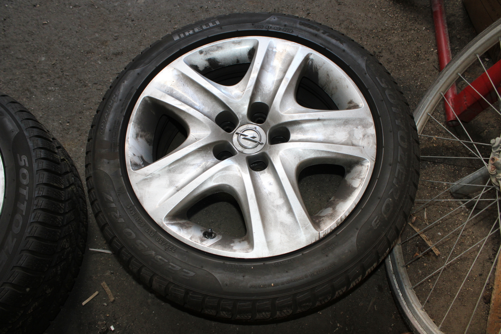 Alufelni és autógumi 4