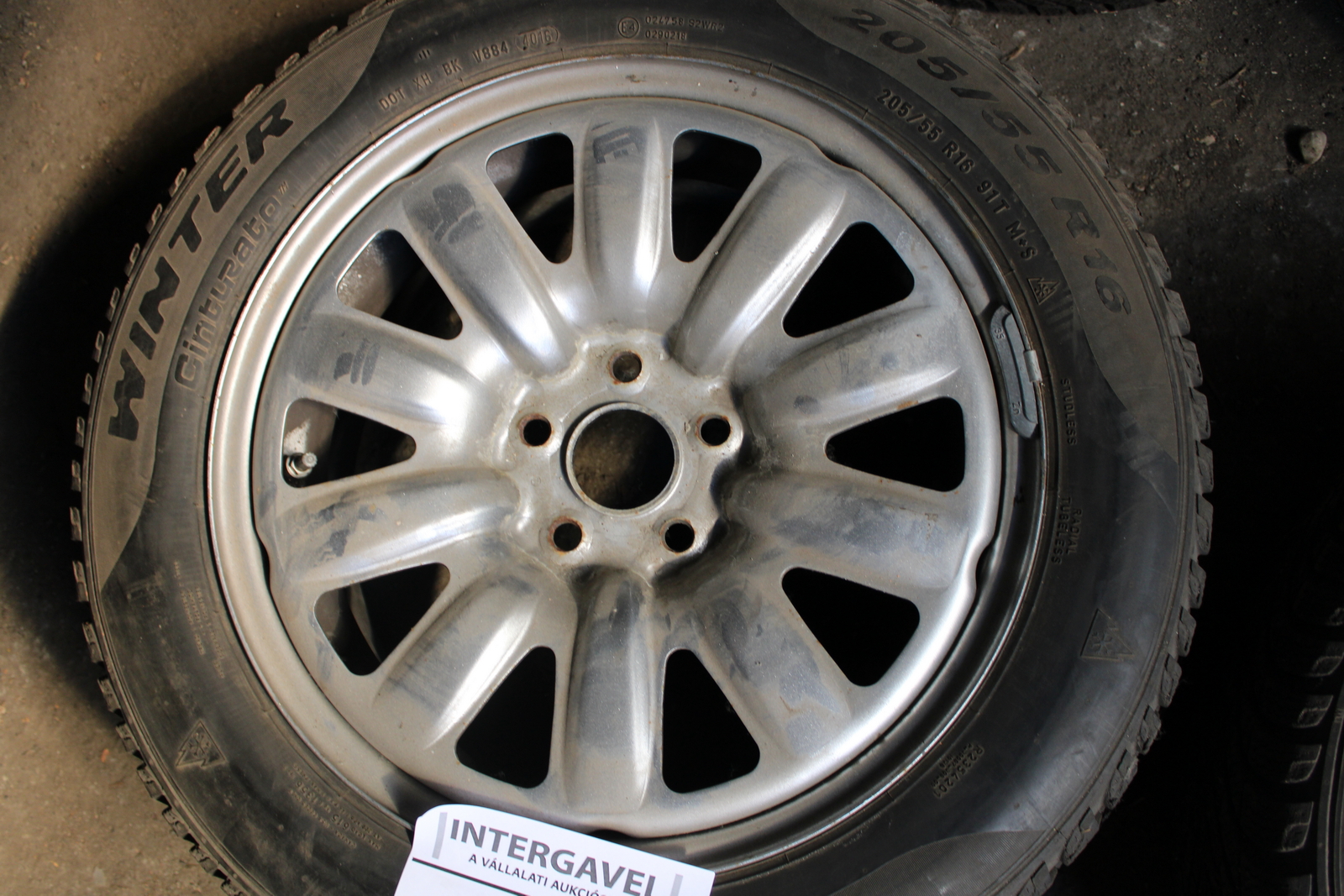 Felni és autógumi 7
