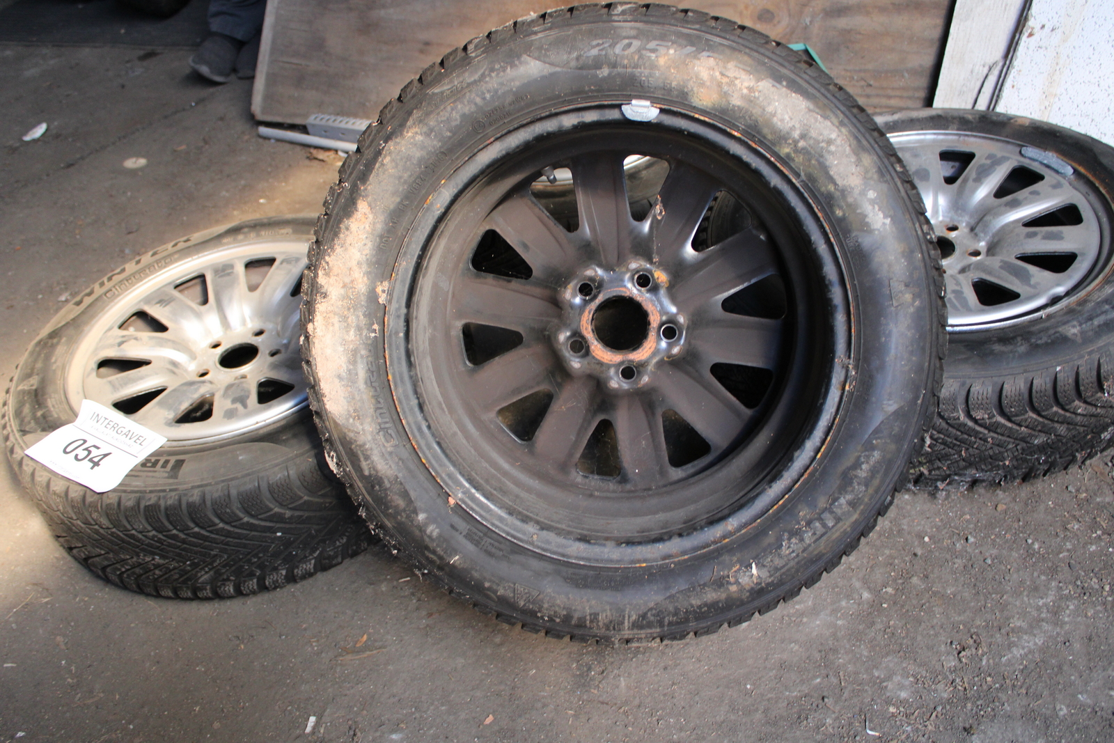 Felni és autógumi 10