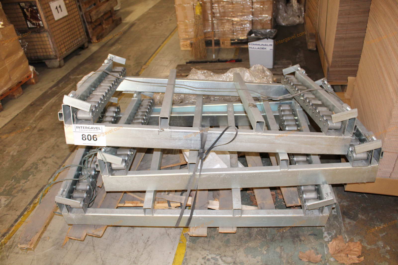 Görgős tároló keret 4