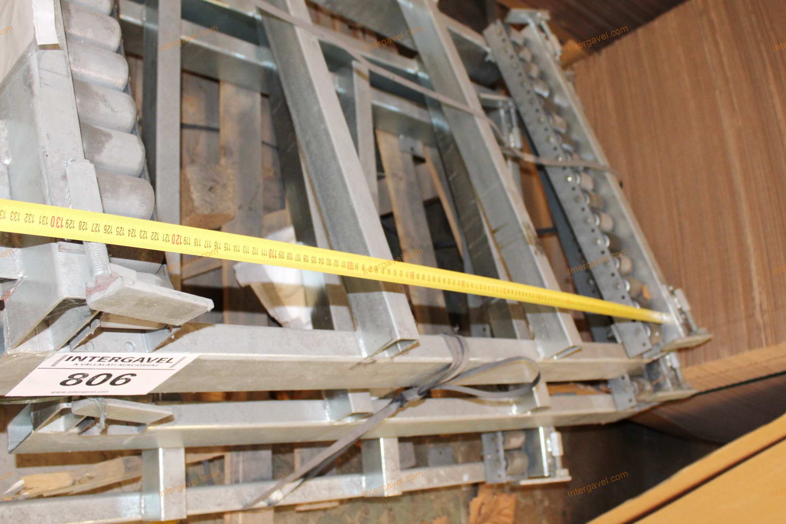 Görgős tároló keret 7