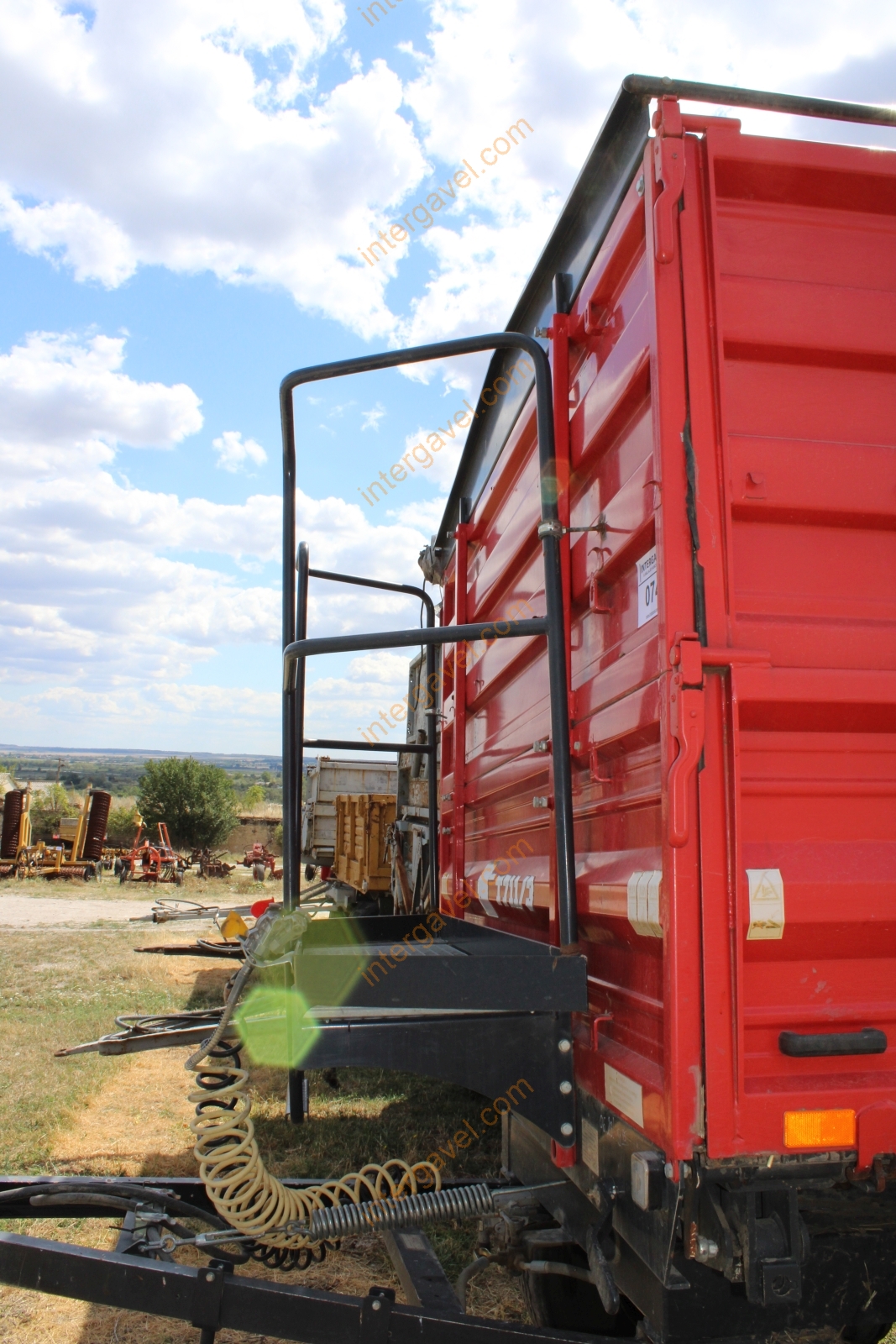 Pótkocsi - Metal Fach 9