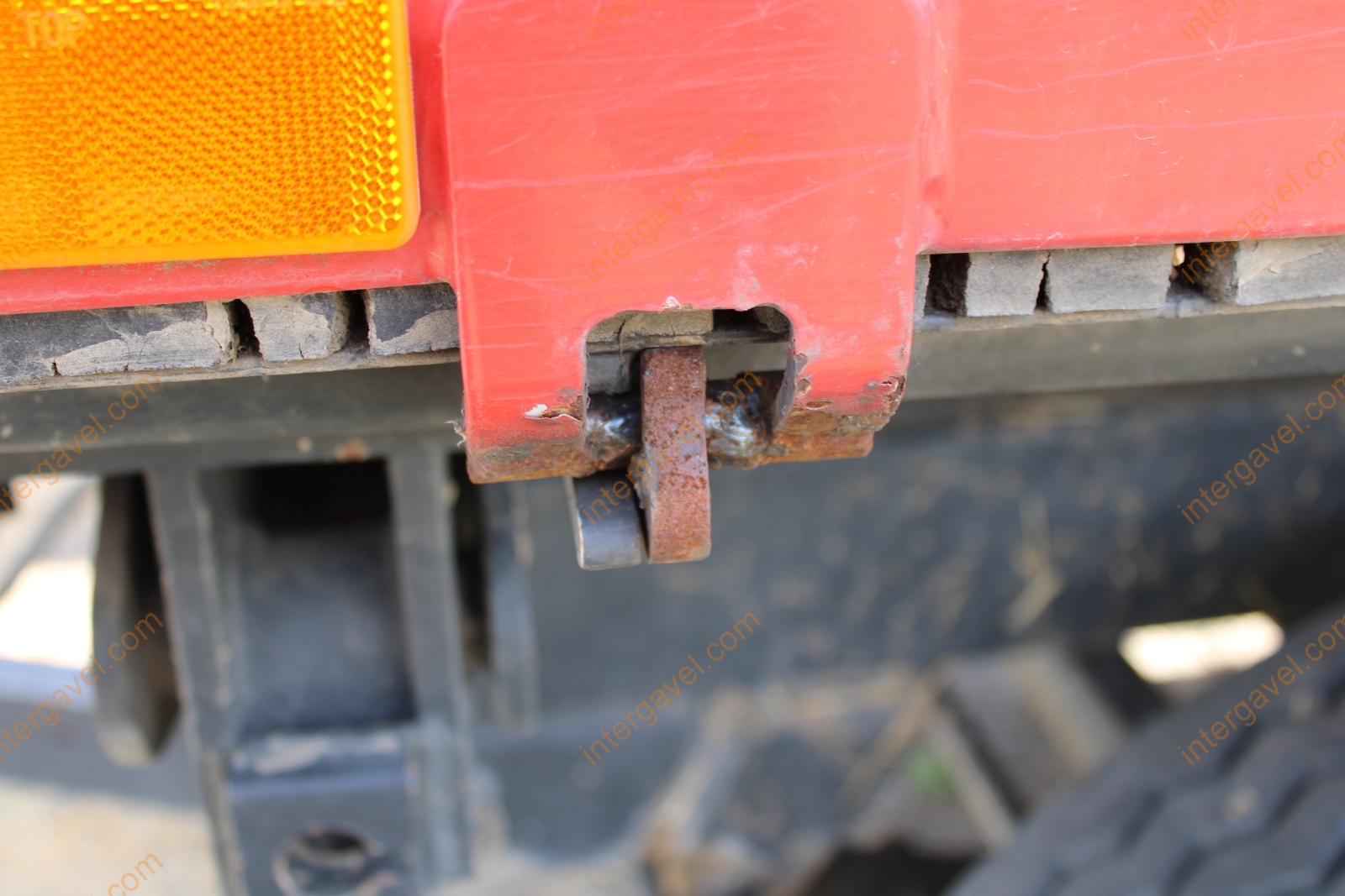 Pótkocsi - Metal Fach 18