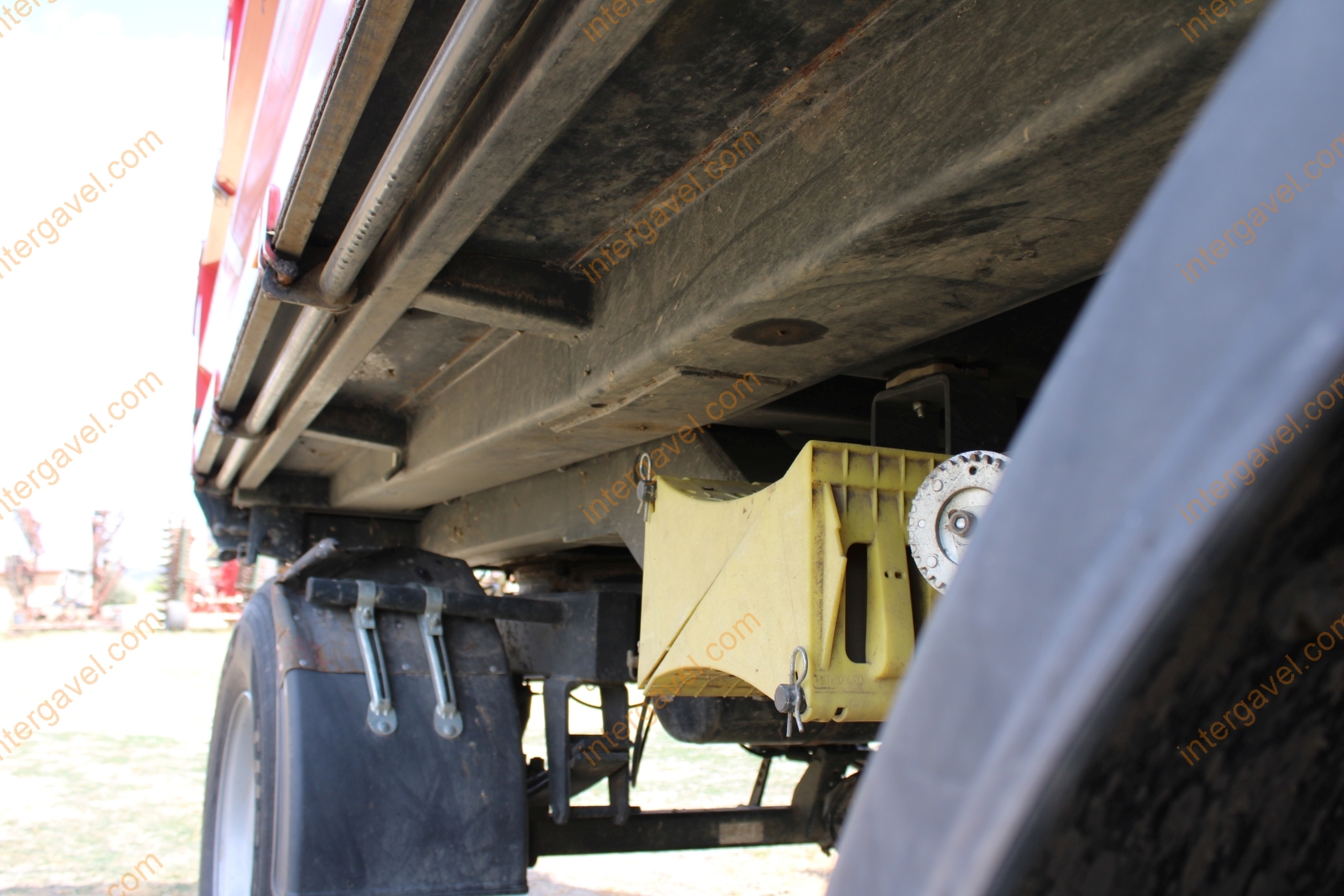 Pótkocsi - Metal Fach 25