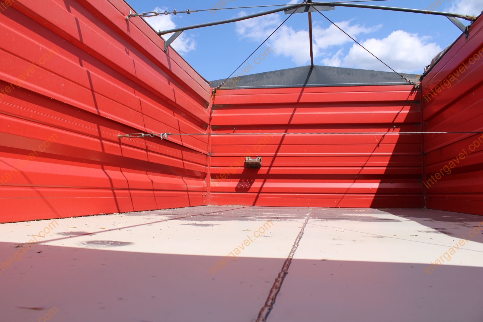 Pótkocsi - Metal Fach 35