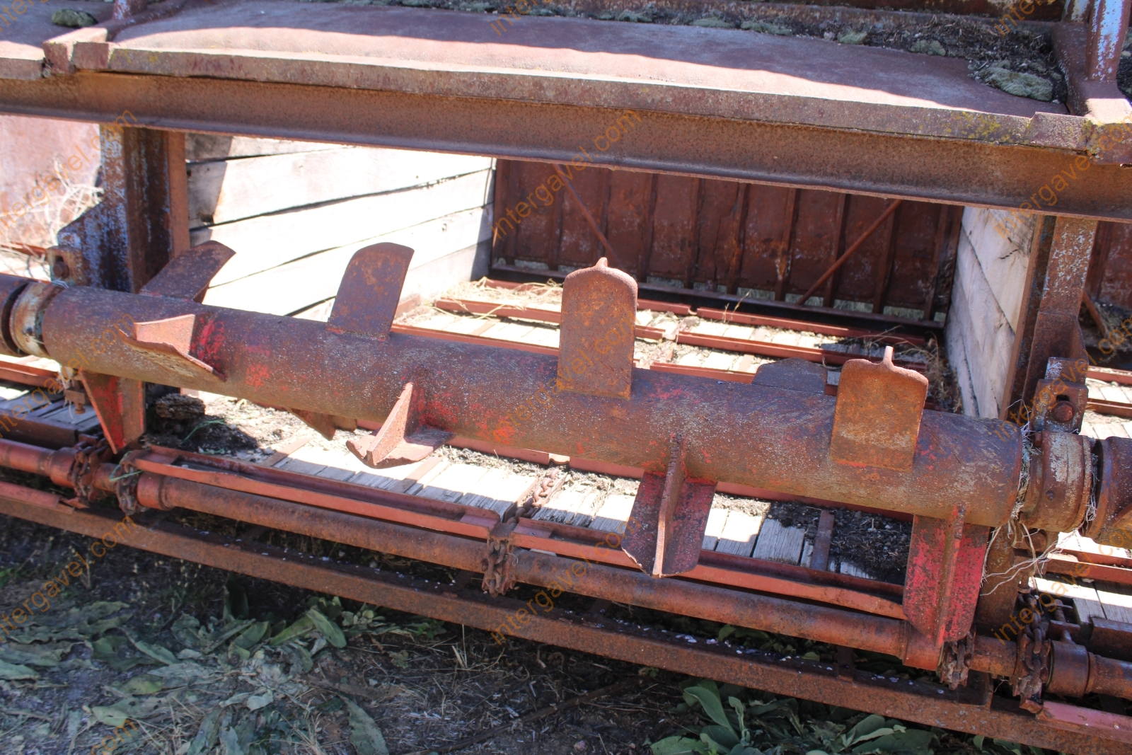 Szervestrágyaszóró - TG-10 14