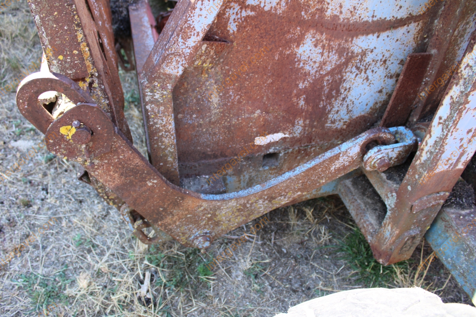 Szervestrágyaszóró - TG-10 23