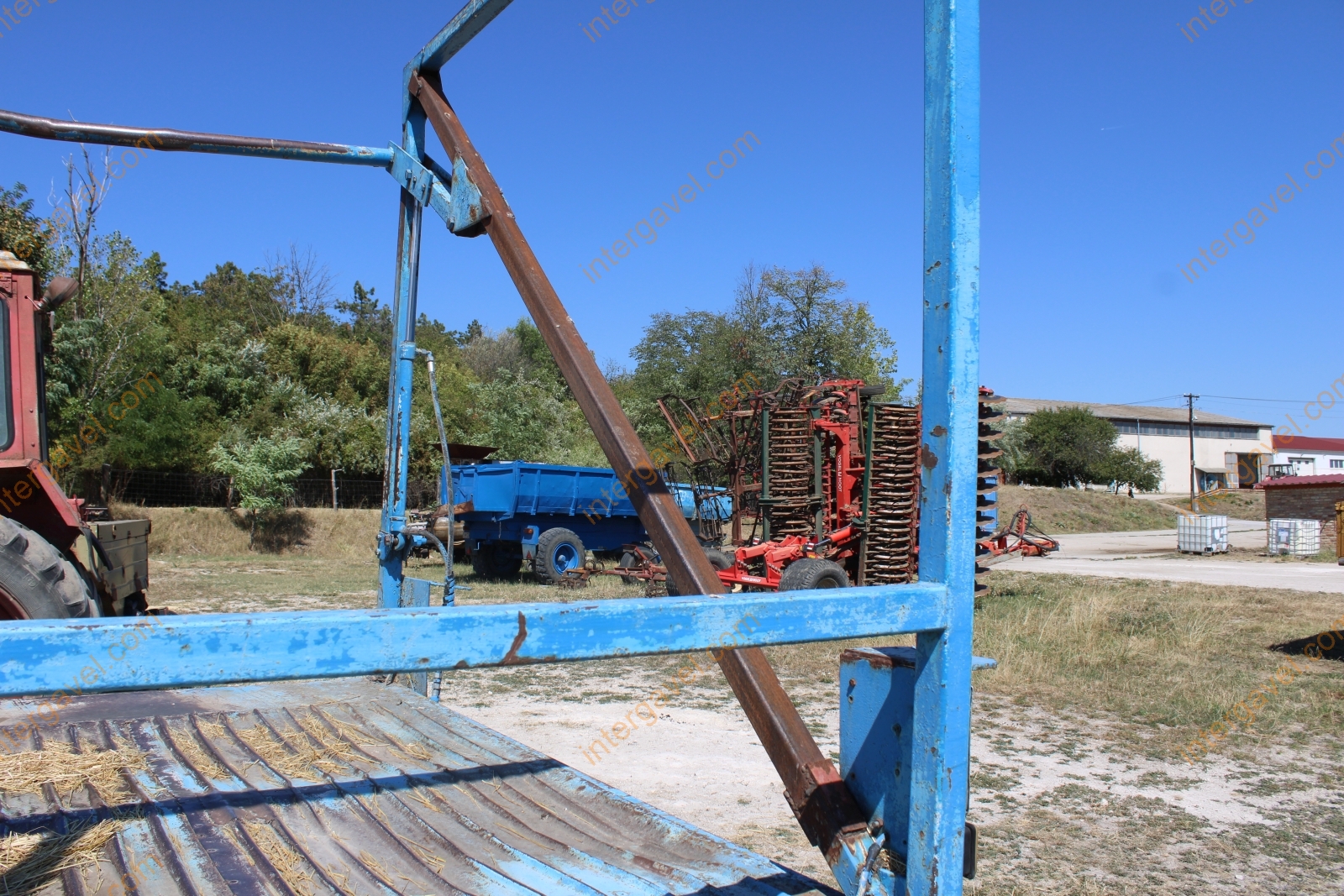 Bálaszállító pótkocsi - BSZP 14