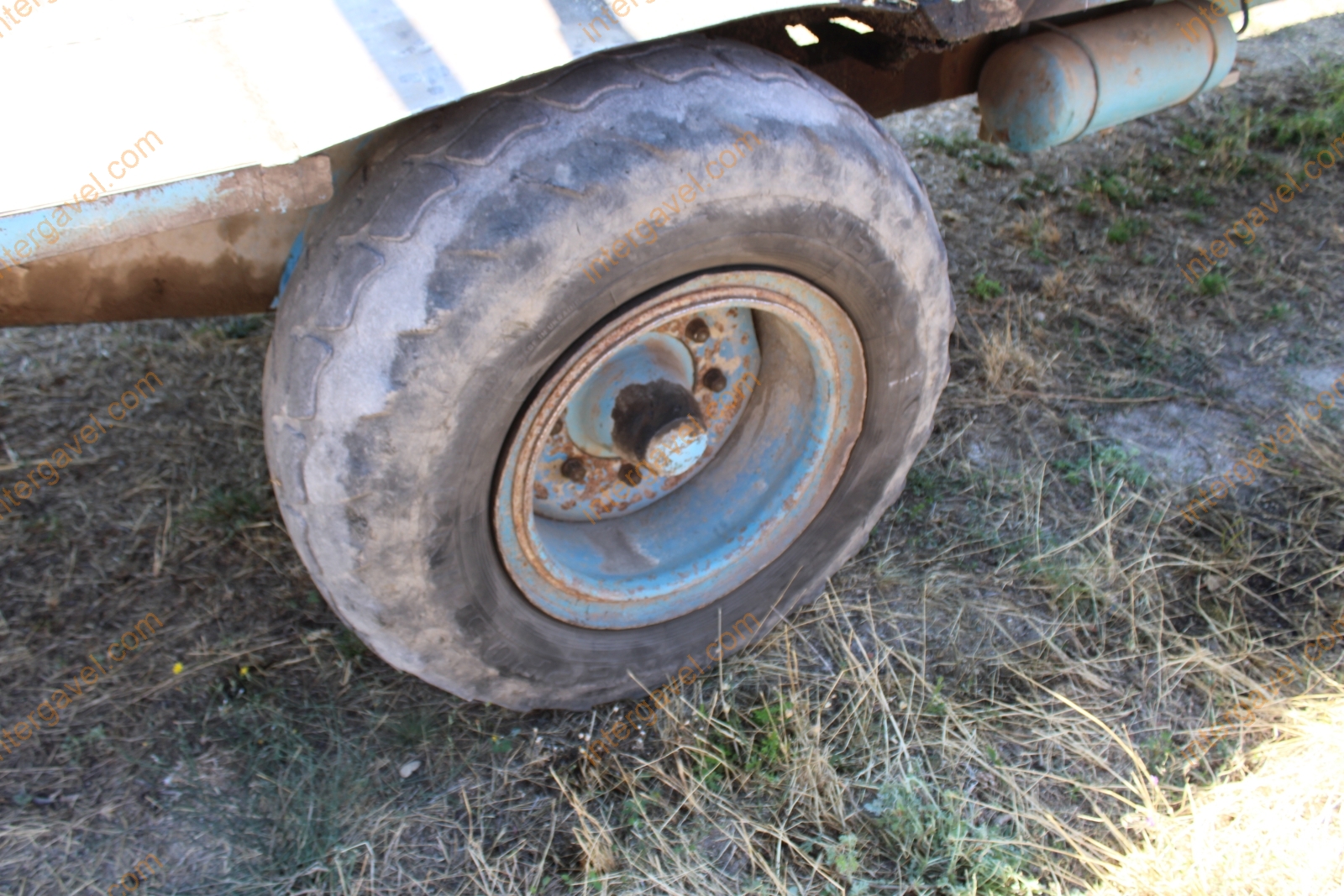 Bálaszállító pótkocsi - BSZP 19