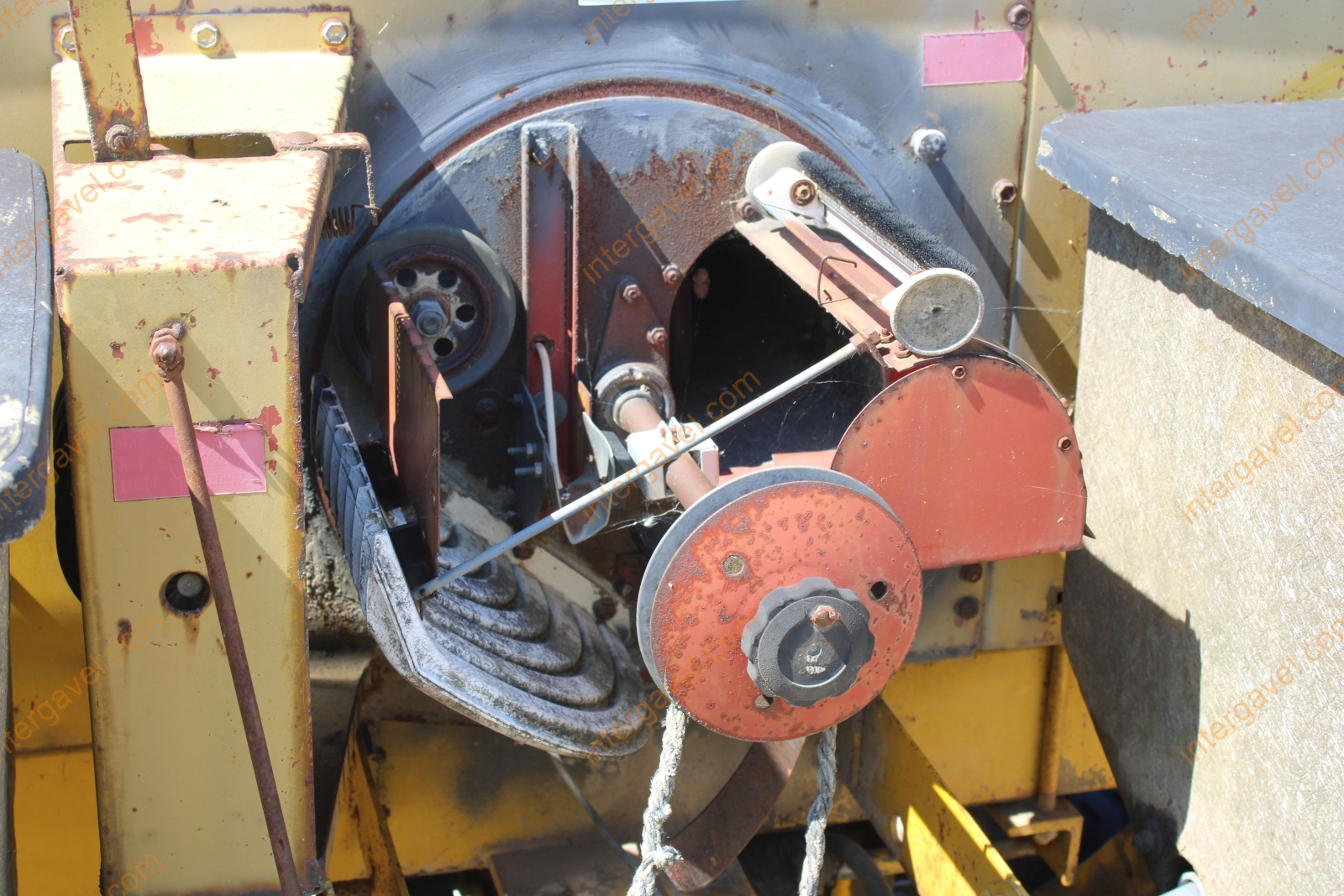 Szemenkénti vetőgép - RÁBA 9