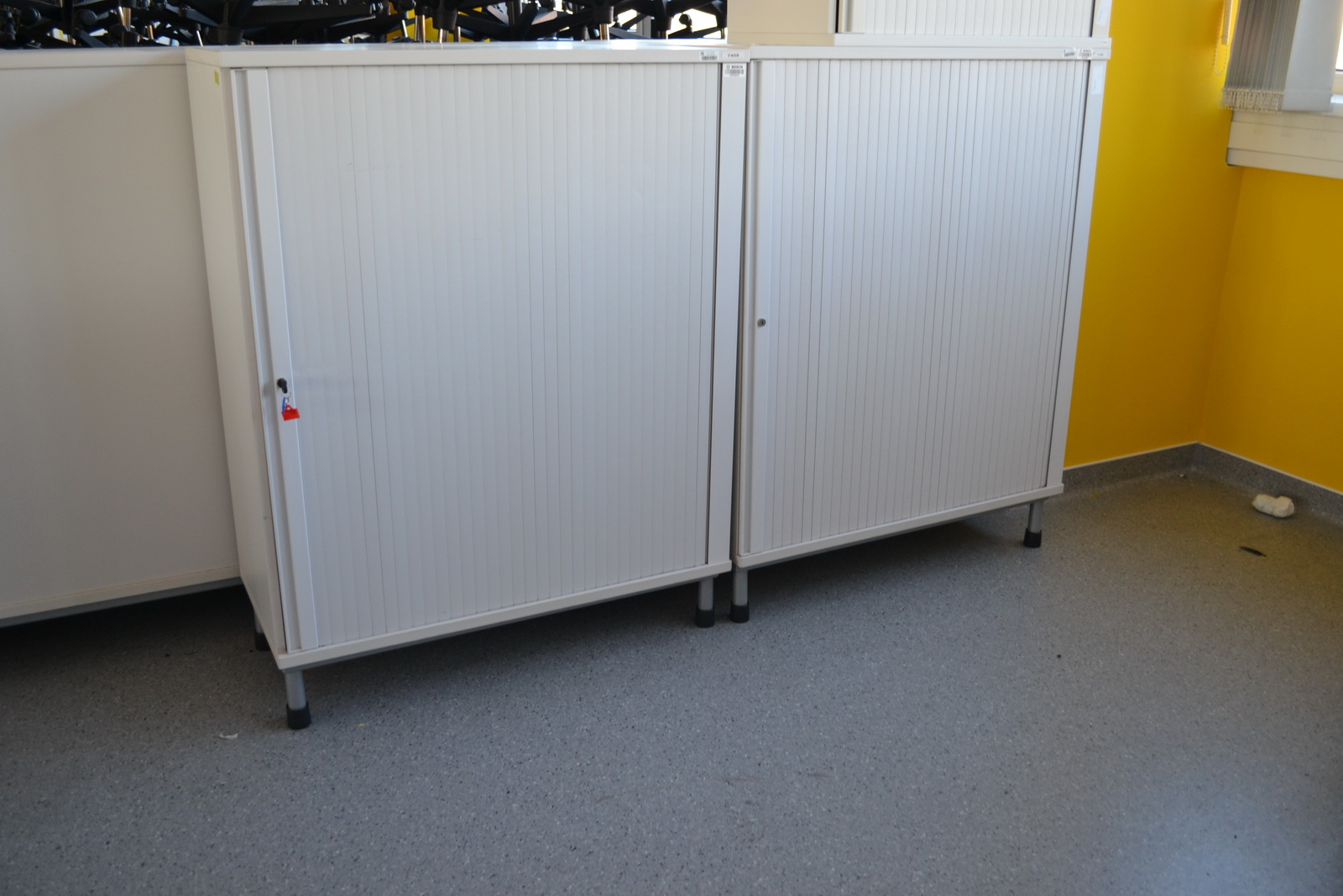 Redőnyös szekrény (1000 mm széles) 5