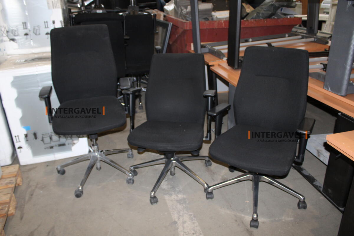 Irodai görgős szék (Fekete-Orlando)