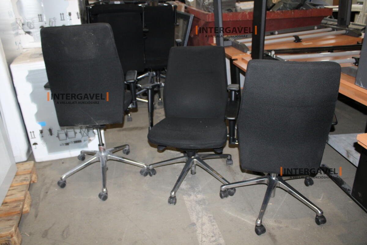 Irodai görgős szék (Fekete-Orlando) 6