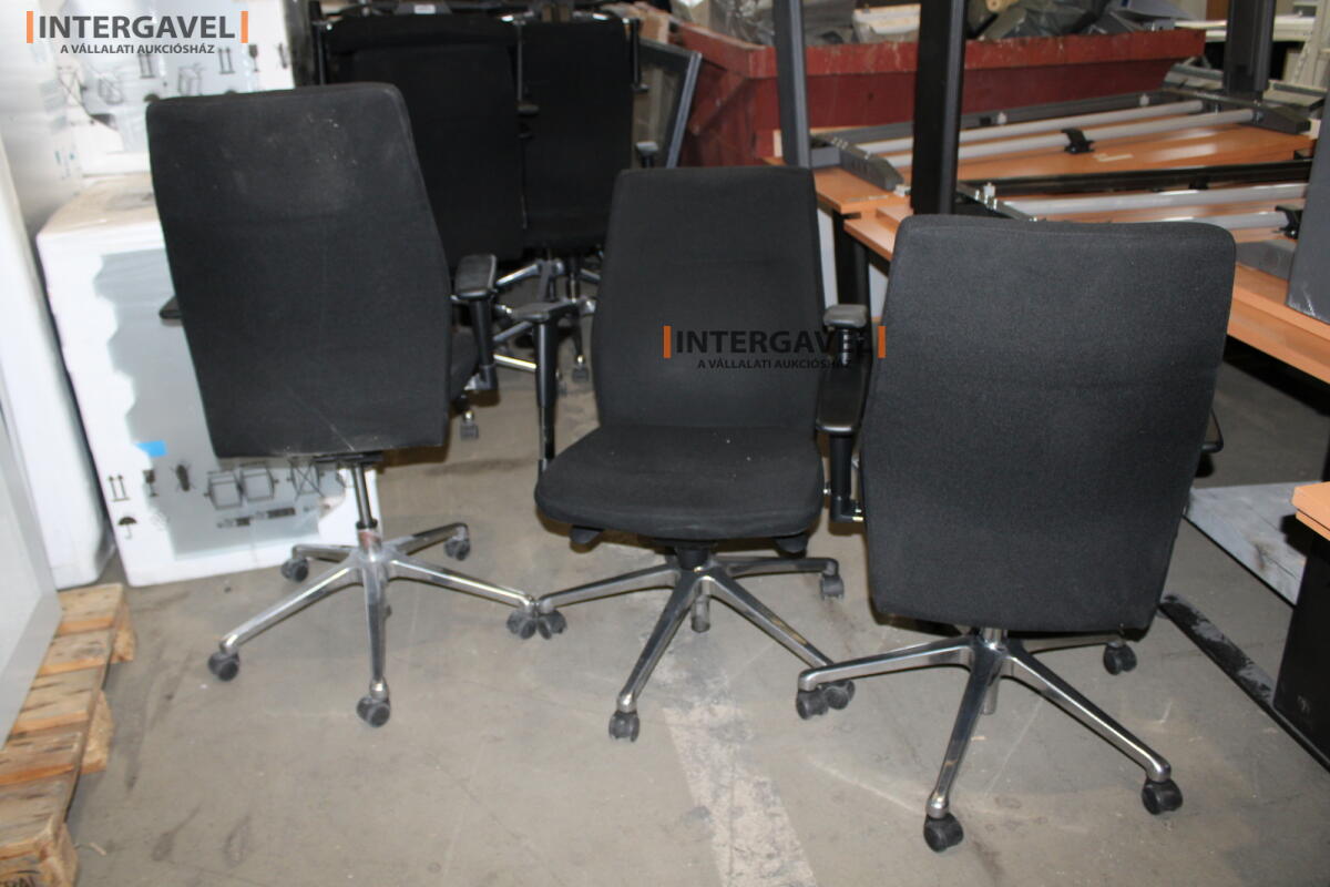 Irodai görgős szék (Fekete-Orlando) 6