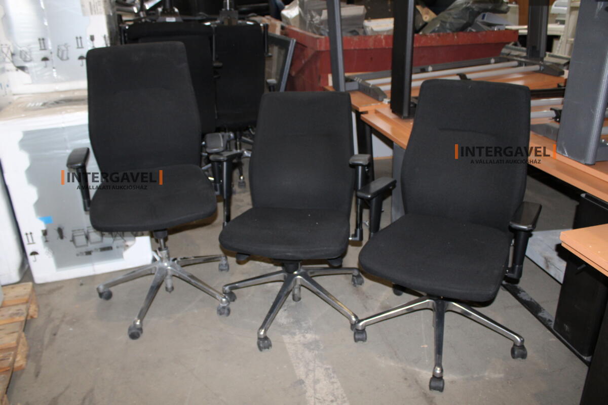 Irodai görgős szék (Fekete-Orlando)