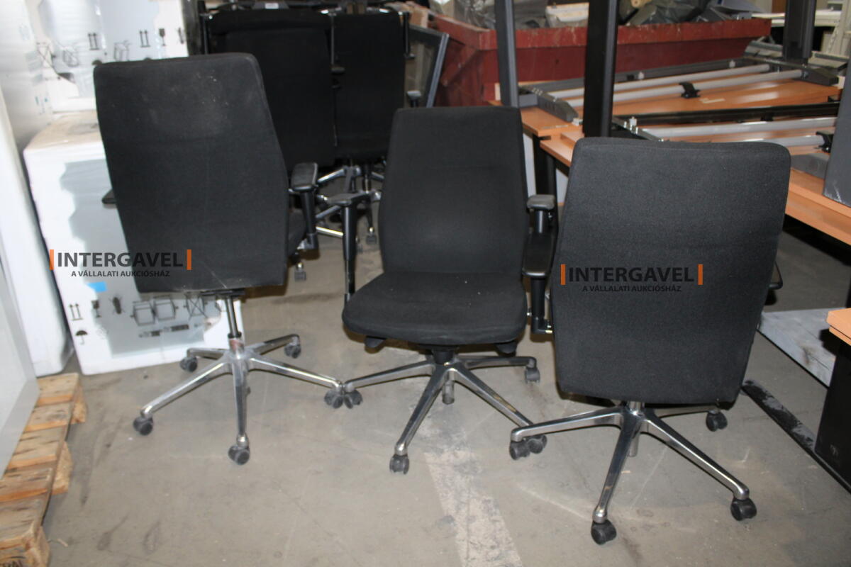 Irodai görgős szék (Fekete-Orlando) 6