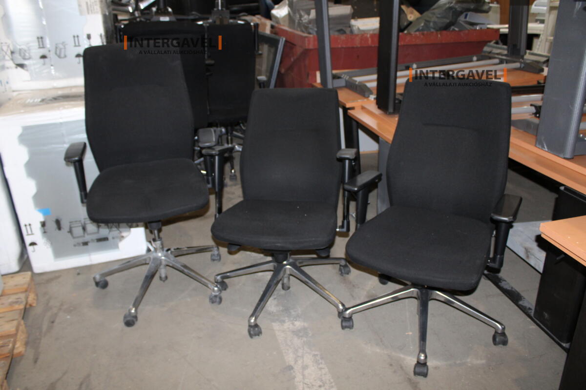 Irodai görgős szék (Fekete-Orlando)