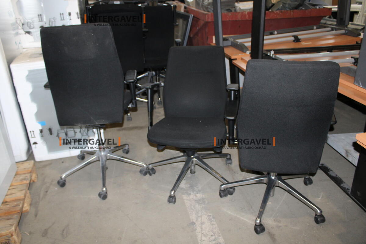 Irodai görgős szék (Fekete-Orlando) 6