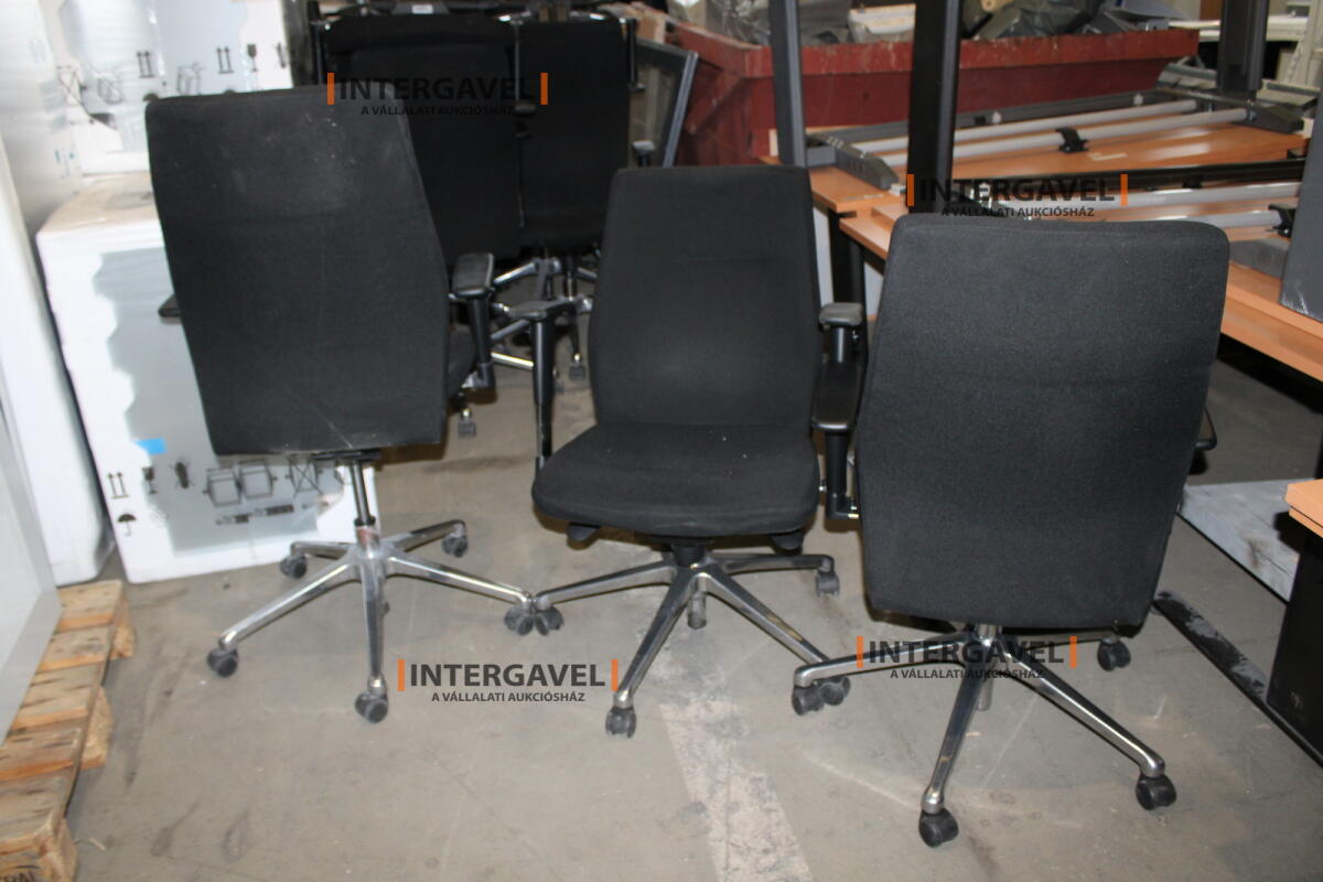 Irodai görgős szék (Fekete-Orlando) 6