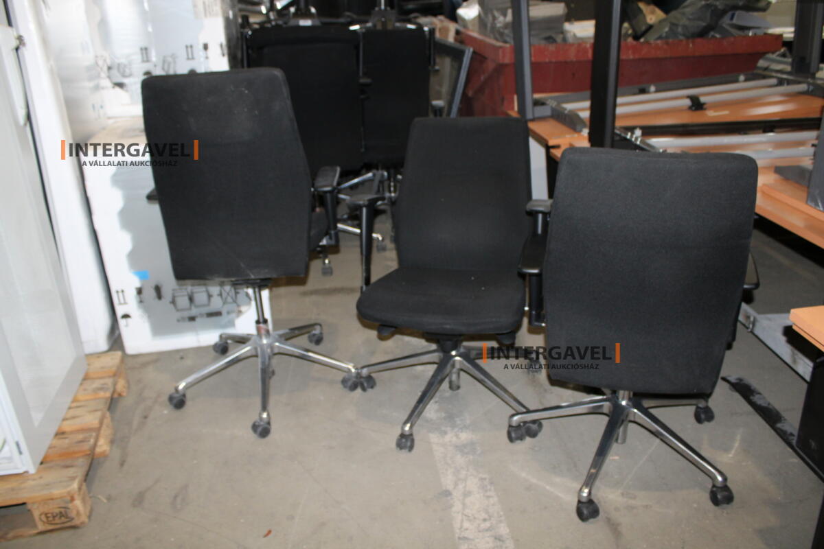 Irodai görgős szék (Fekete-Orlando) 7