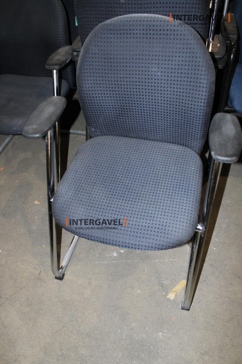 Tárgyalószék (kék/kockás)