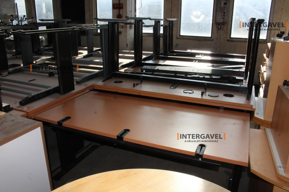 Íróasztal (BENE-1600mm) 7