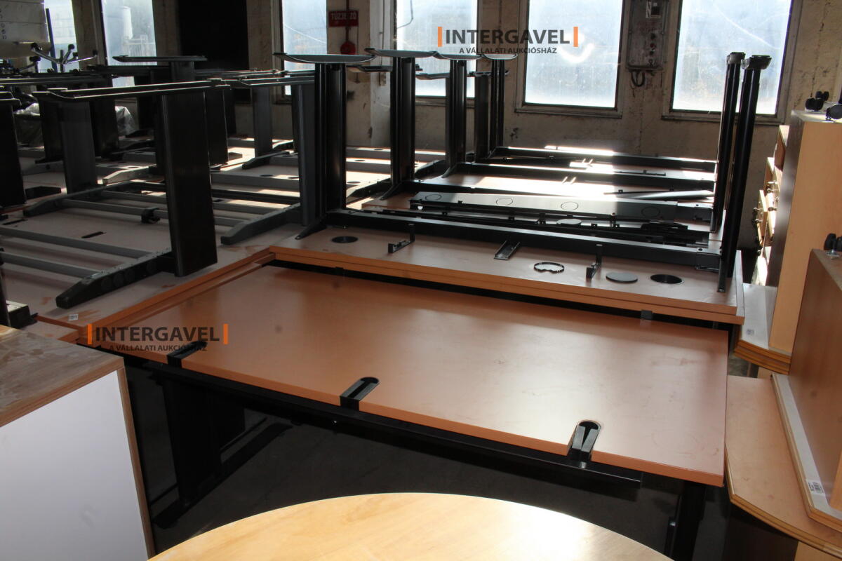 Íróasztal (BENE-1600mm) 7