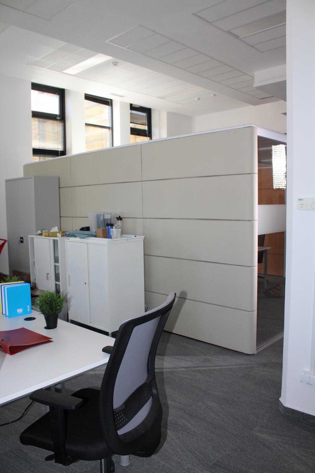 Orangebox meetingbox 2