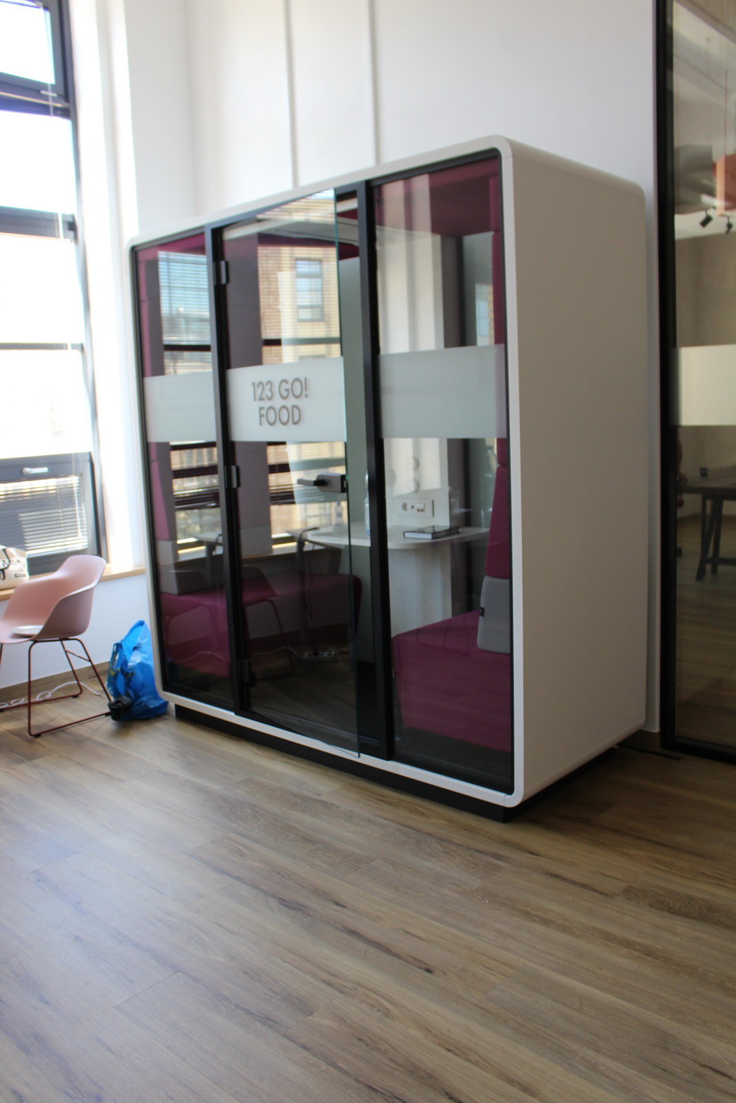 2 fős meeting hub (123 Go! Food) 2