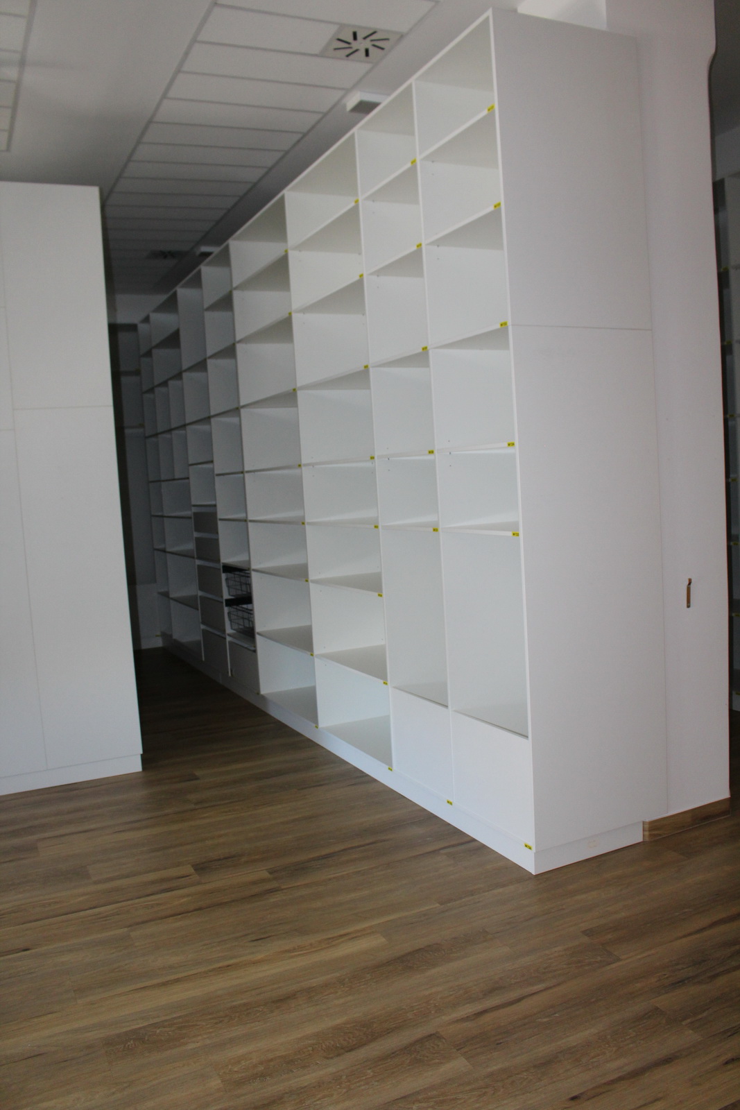 Gardróbszekrények 10