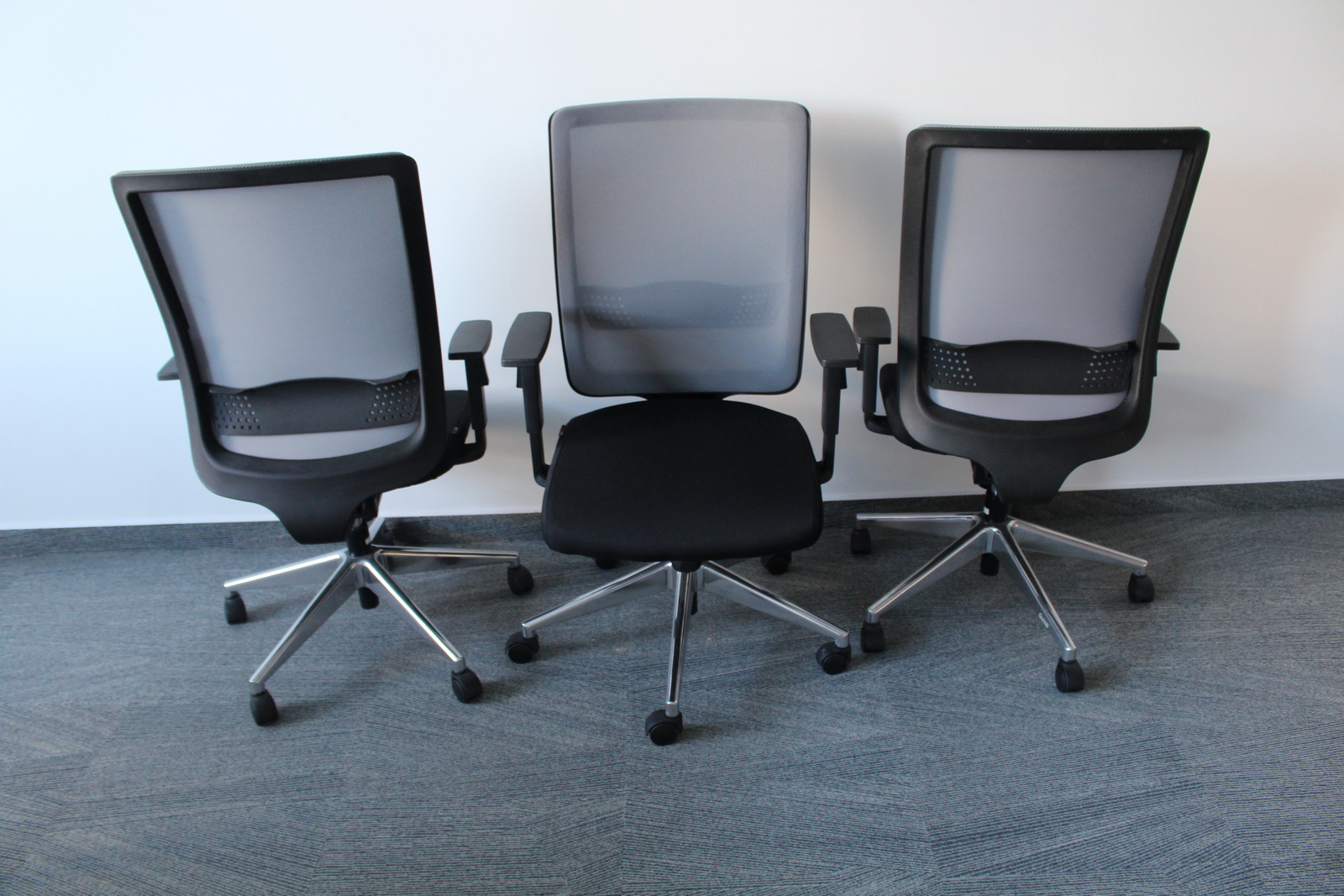 Irodai szék (QUINTI-ezüst lábbal) 5