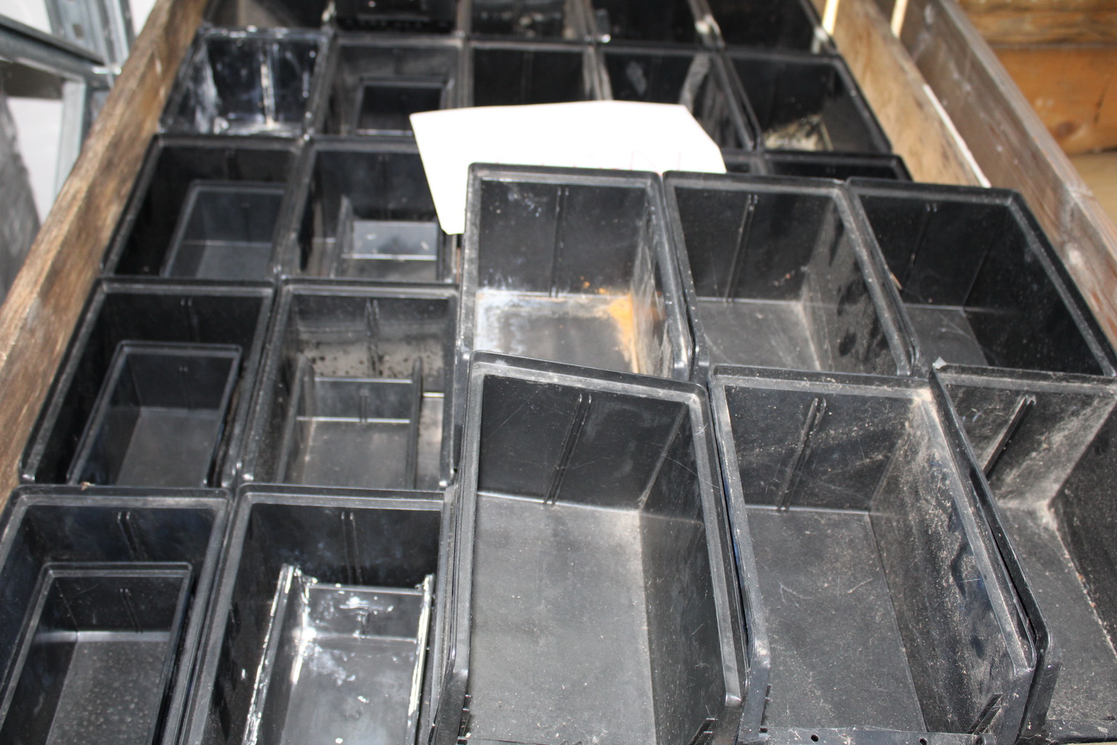 Tárolódoboz (fekete-S és M) 2