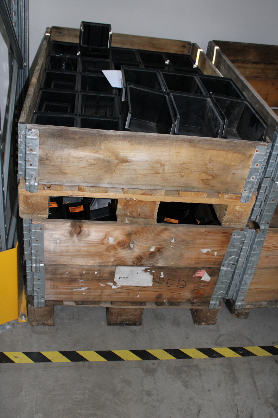 Tárolódoboz (fekete-S és M) 3