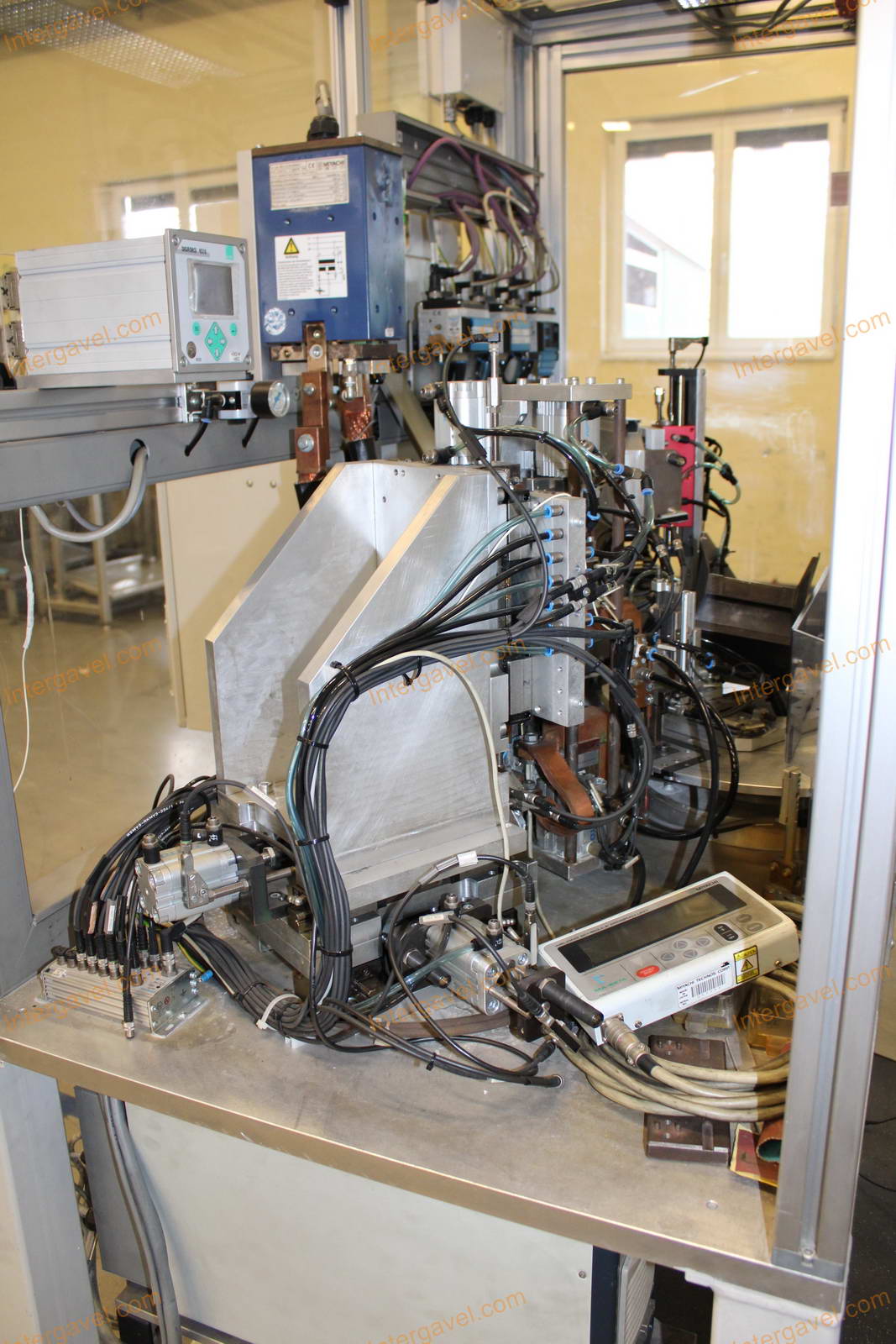 Bontott szerelő munkahely 12