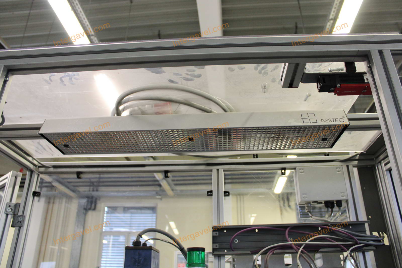 Bontott szerelő munkahely 16