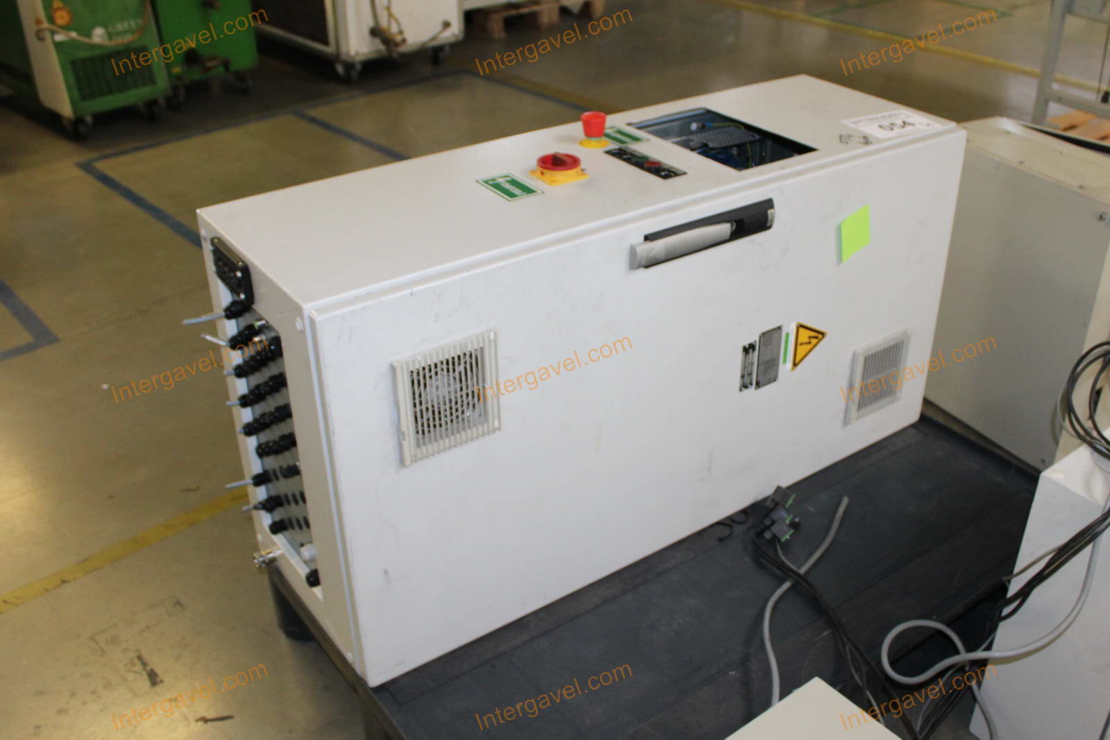 Bontott kapcsolószekrény 3