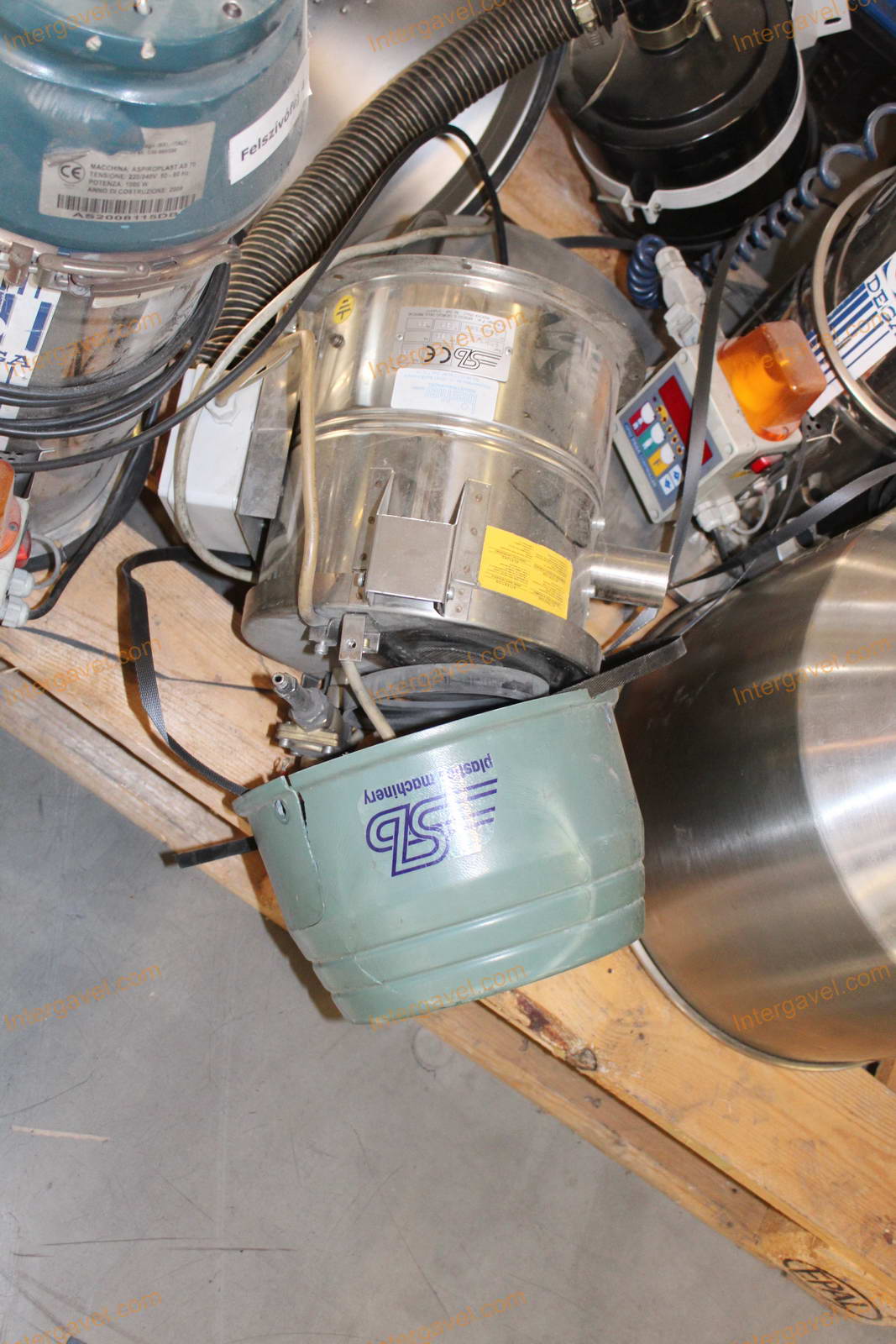 Bontott alkatrészek 10